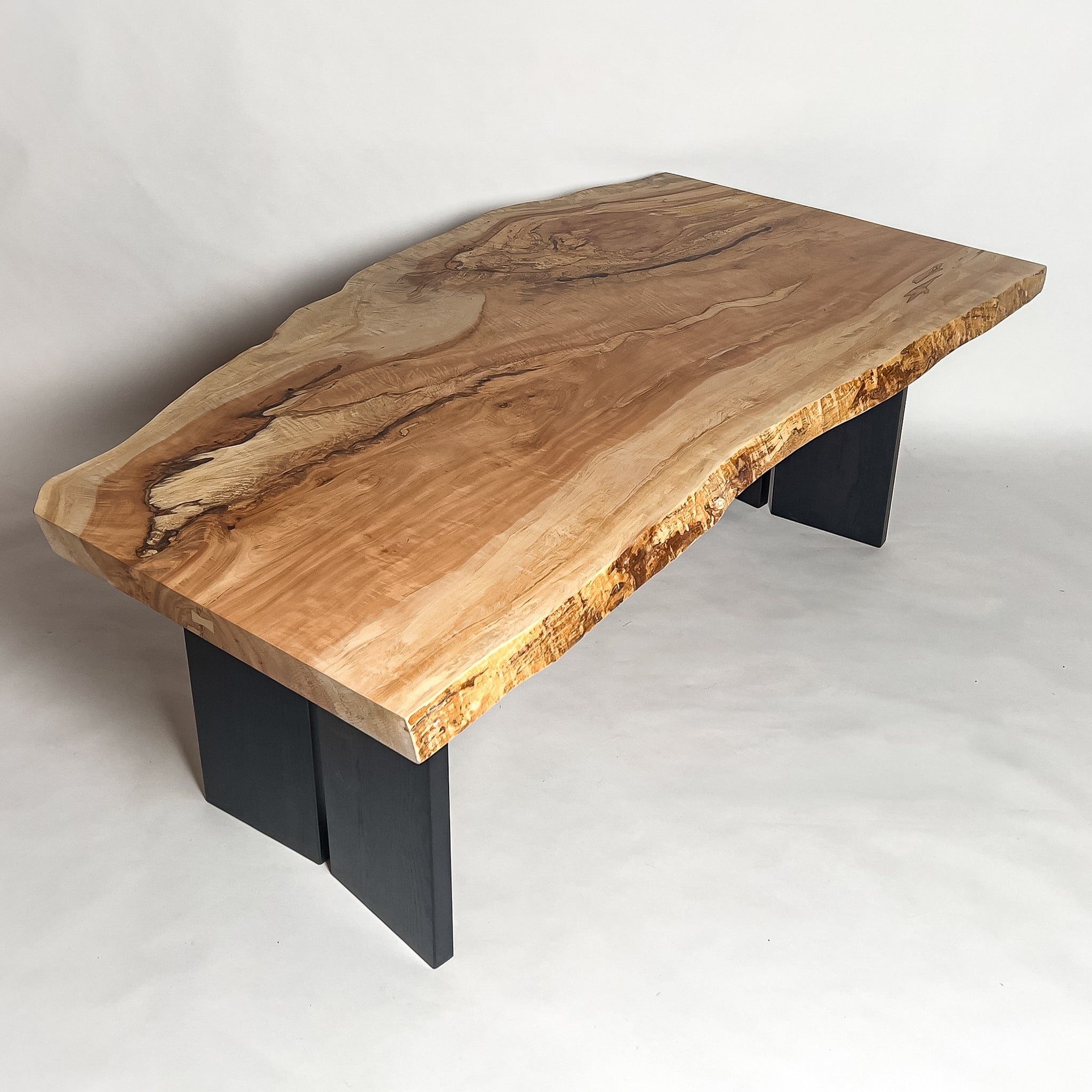 No.2072　栃（とち）/一枚板ダイニングテーブル