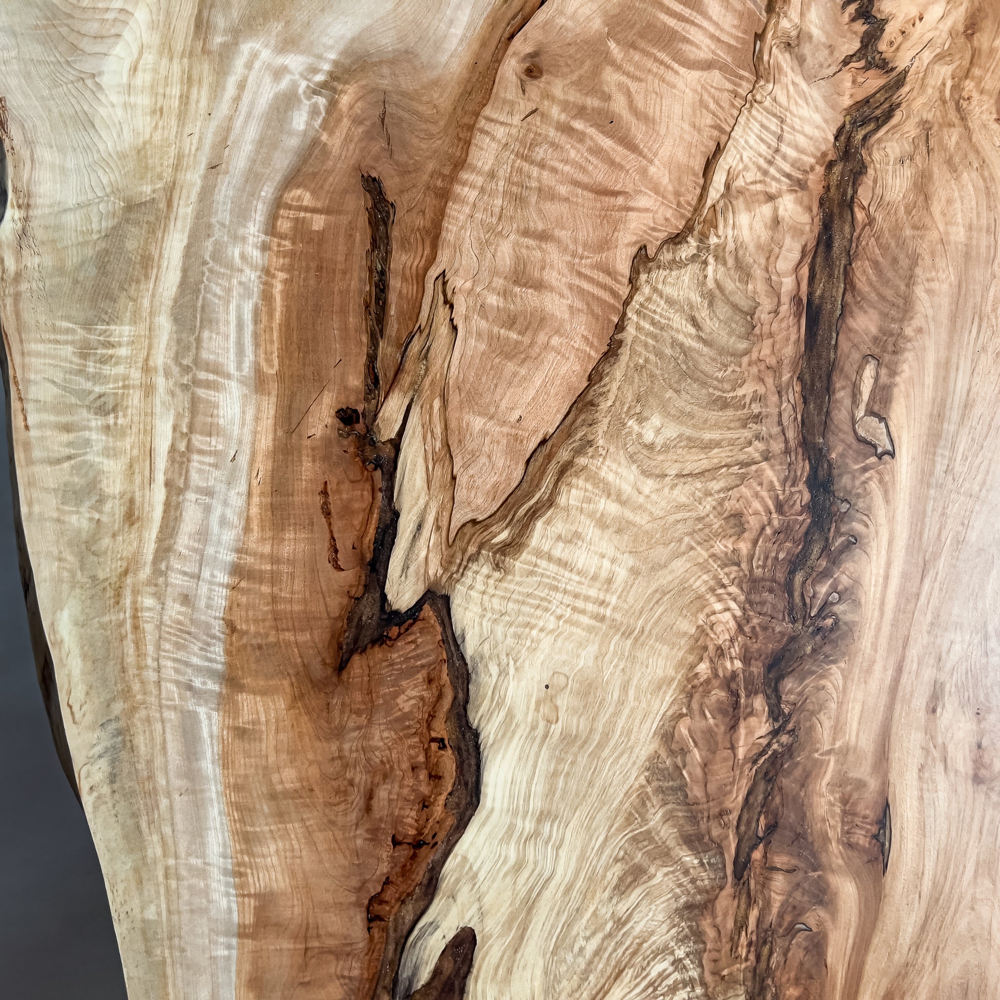 No.2072　栃（とち）/一枚板ダイニングテーブル