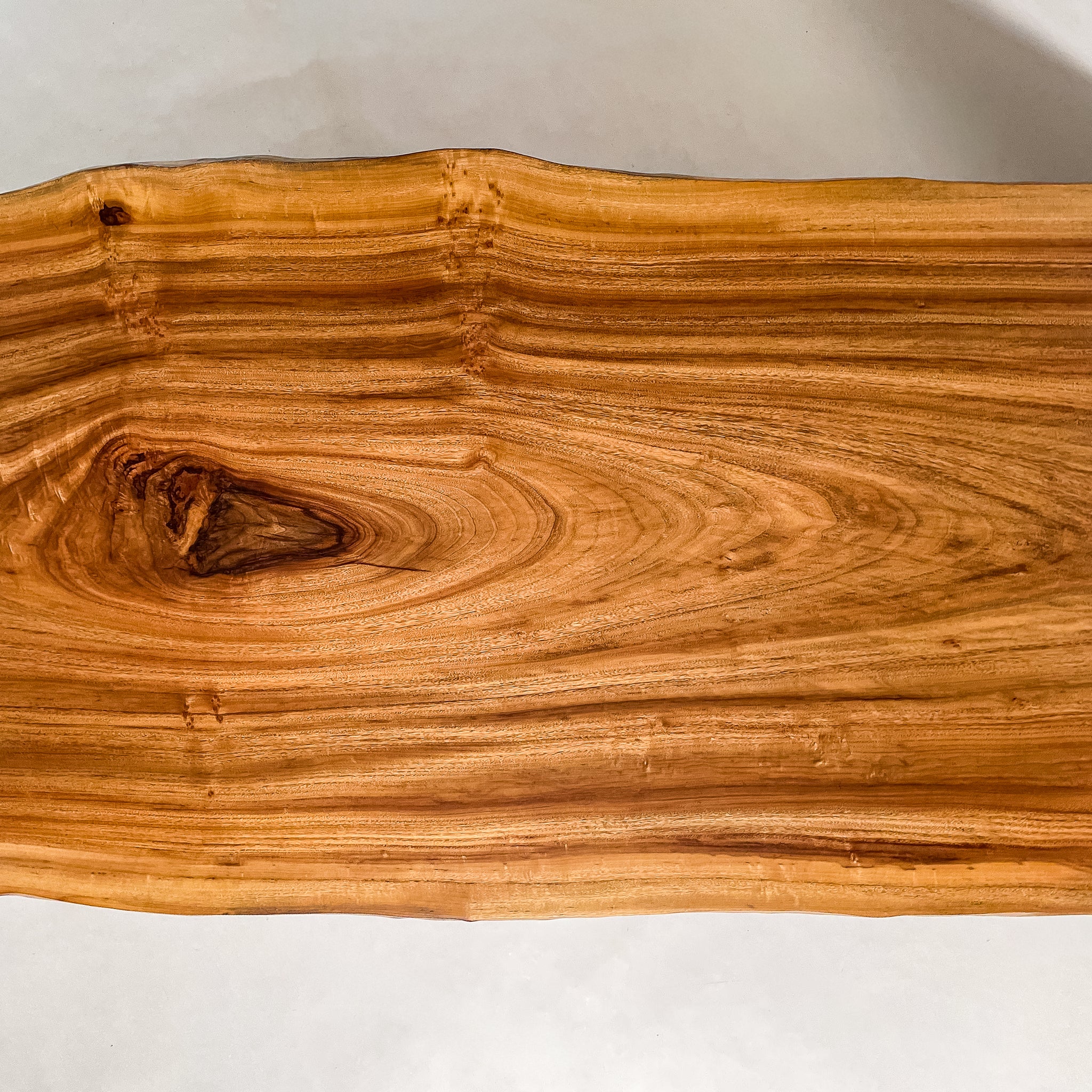 1枚板　小テーブル　高級　日本 欅天板 1枚板テーブル 【公式通販】