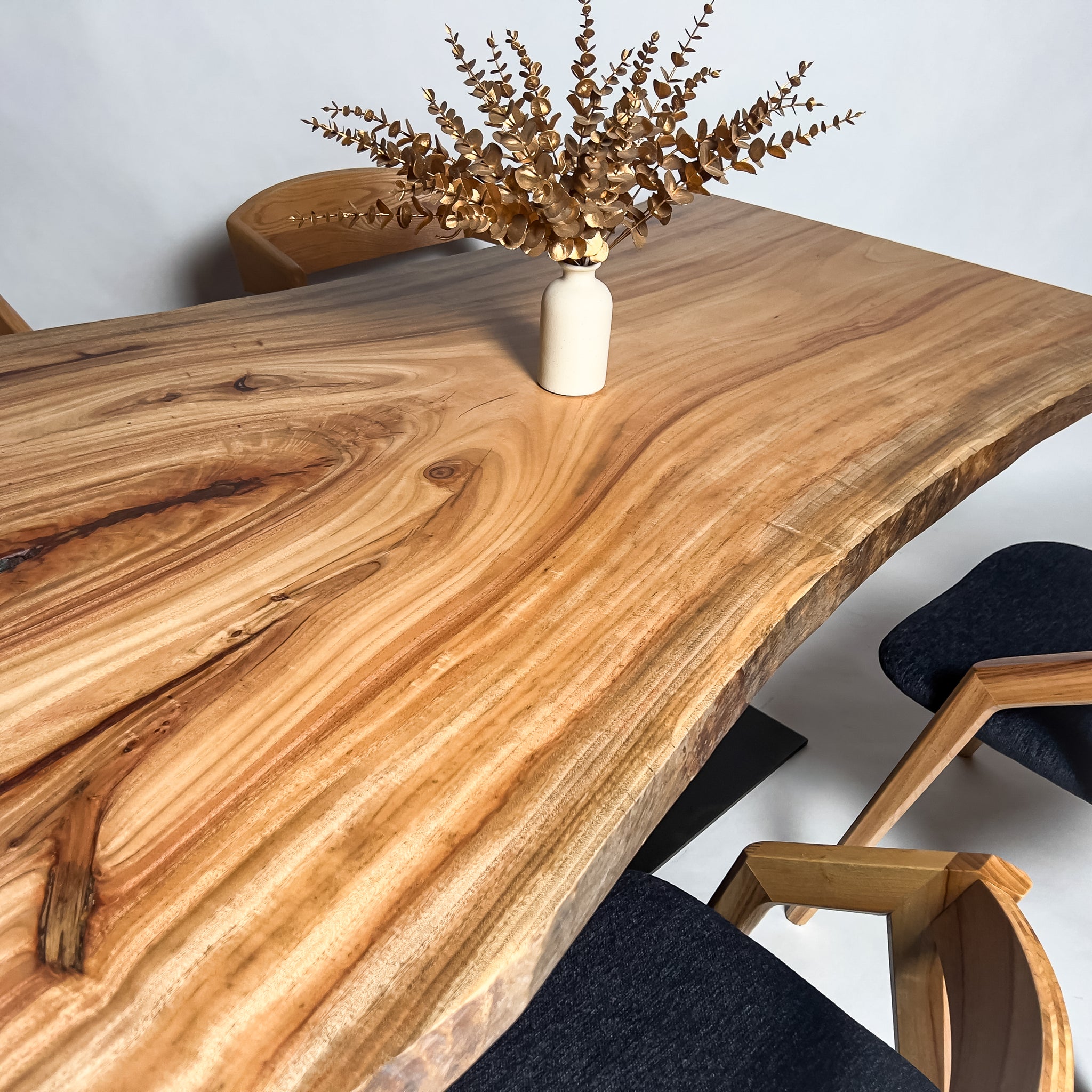 No.2080　楠（くす）/一枚板ダイニングテーブル