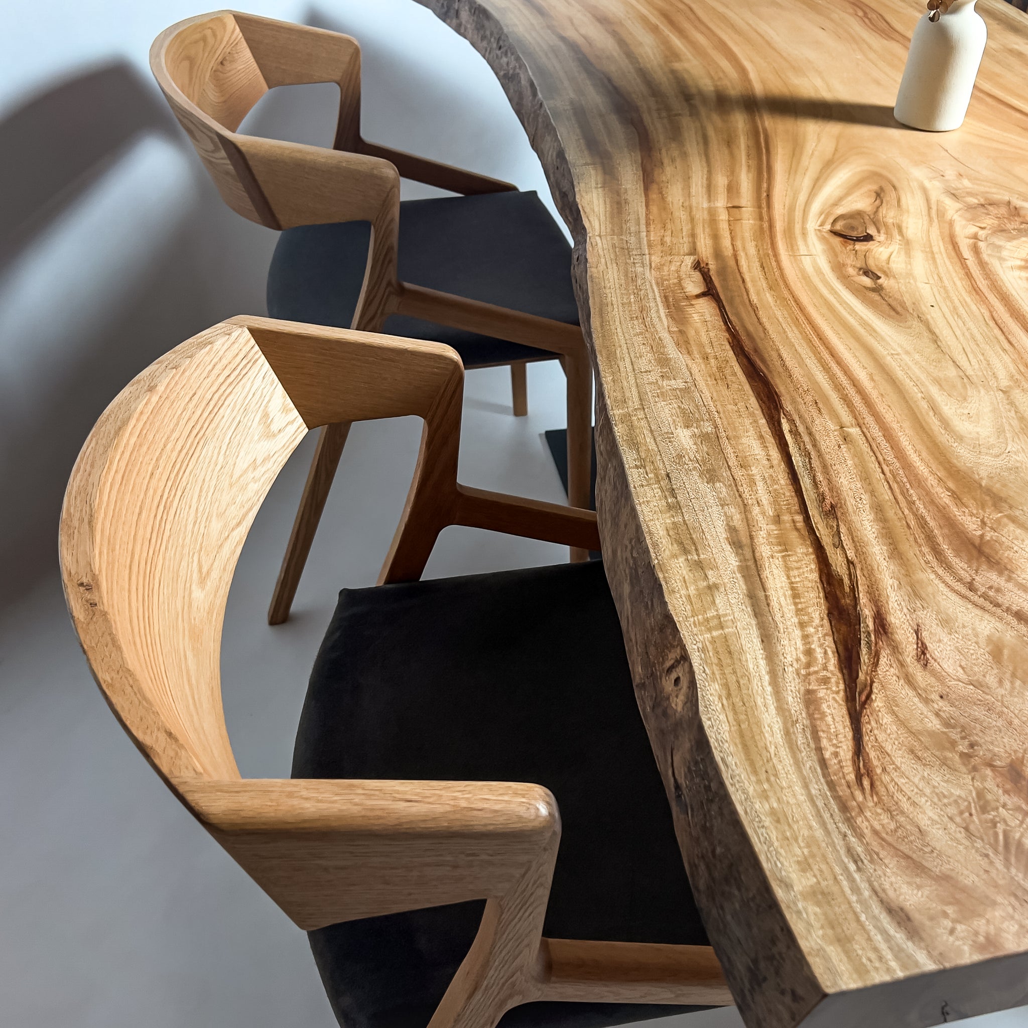 No.2080　楠（くす）/一枚板ダイニングテーブル