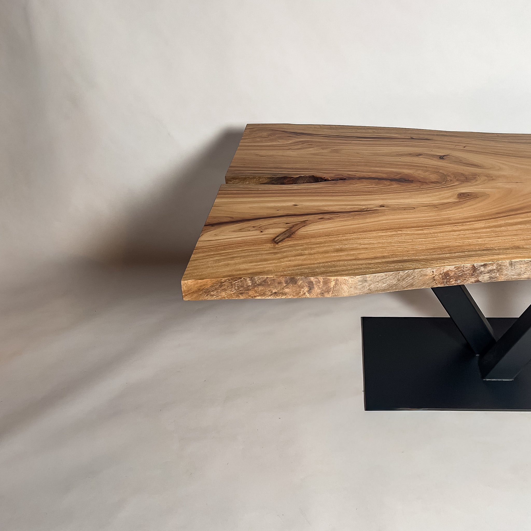 No.2080　楠（くす）/一枚板ダイニングテーブル