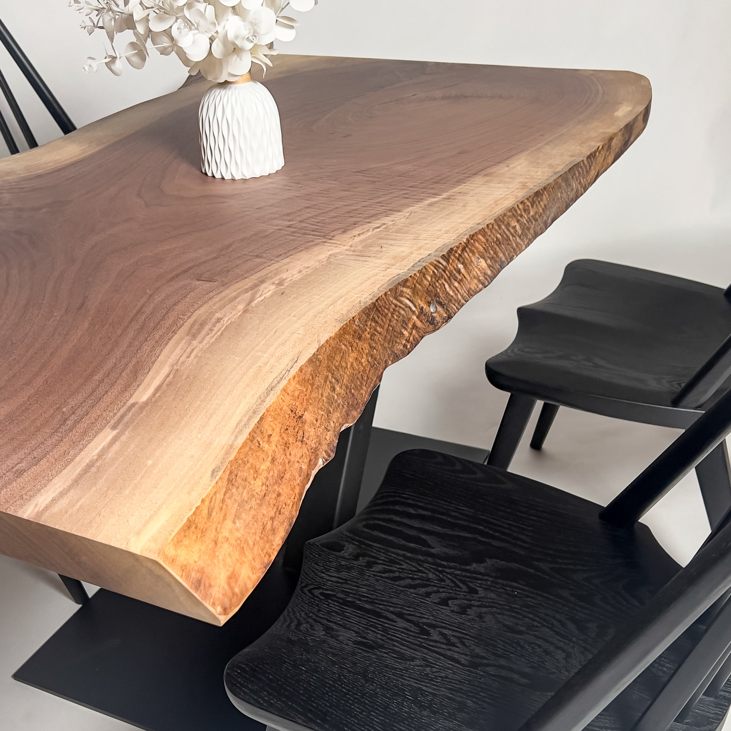 No.2086　ウォールナット/一枚板ダイニングテーブル