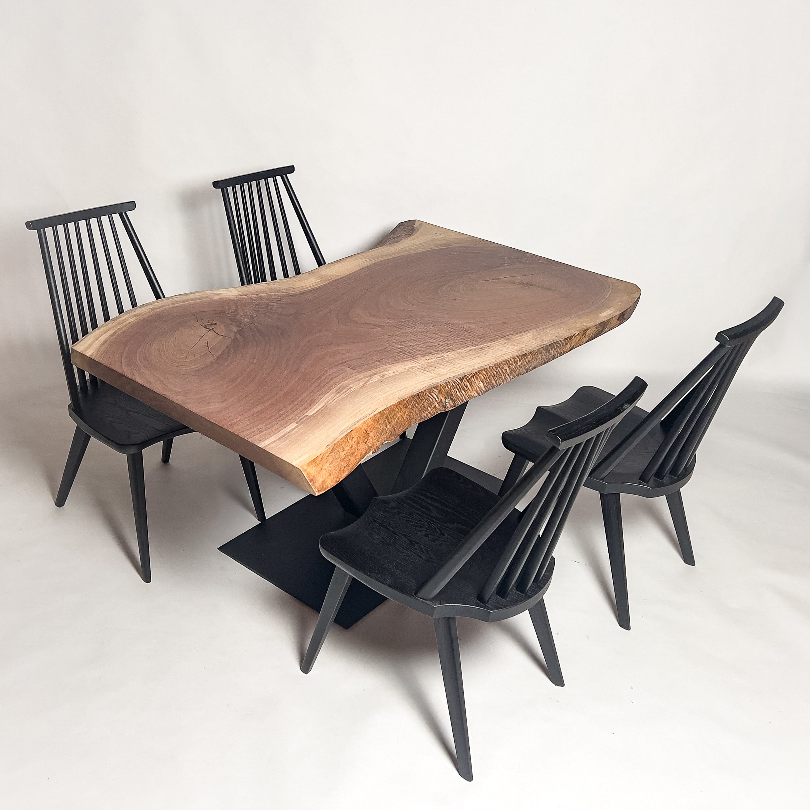 No.2086　ウォールナット/一枚板ダイニングテーブル