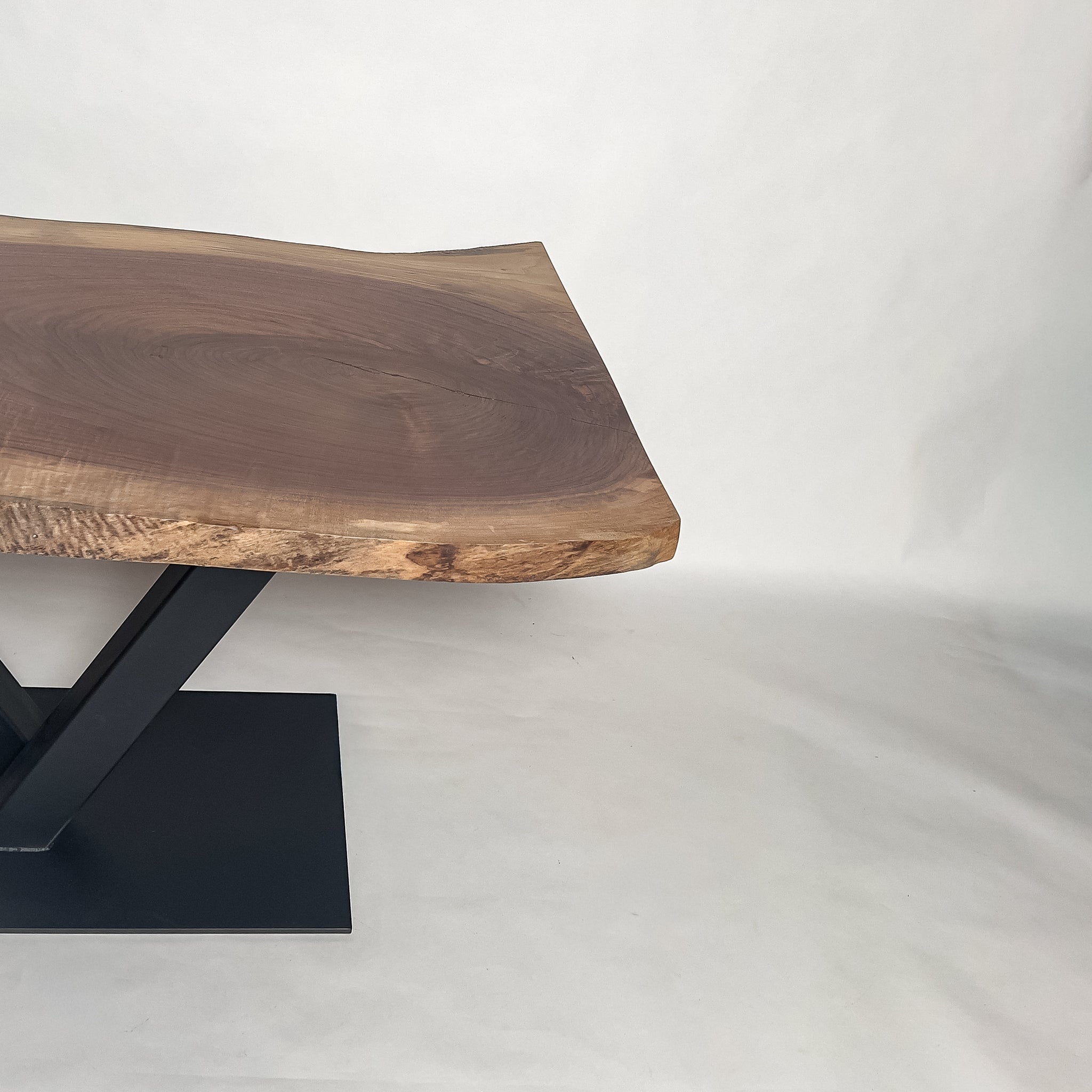 No.2086　ウォールナット/一枚板ダイニングテーブル