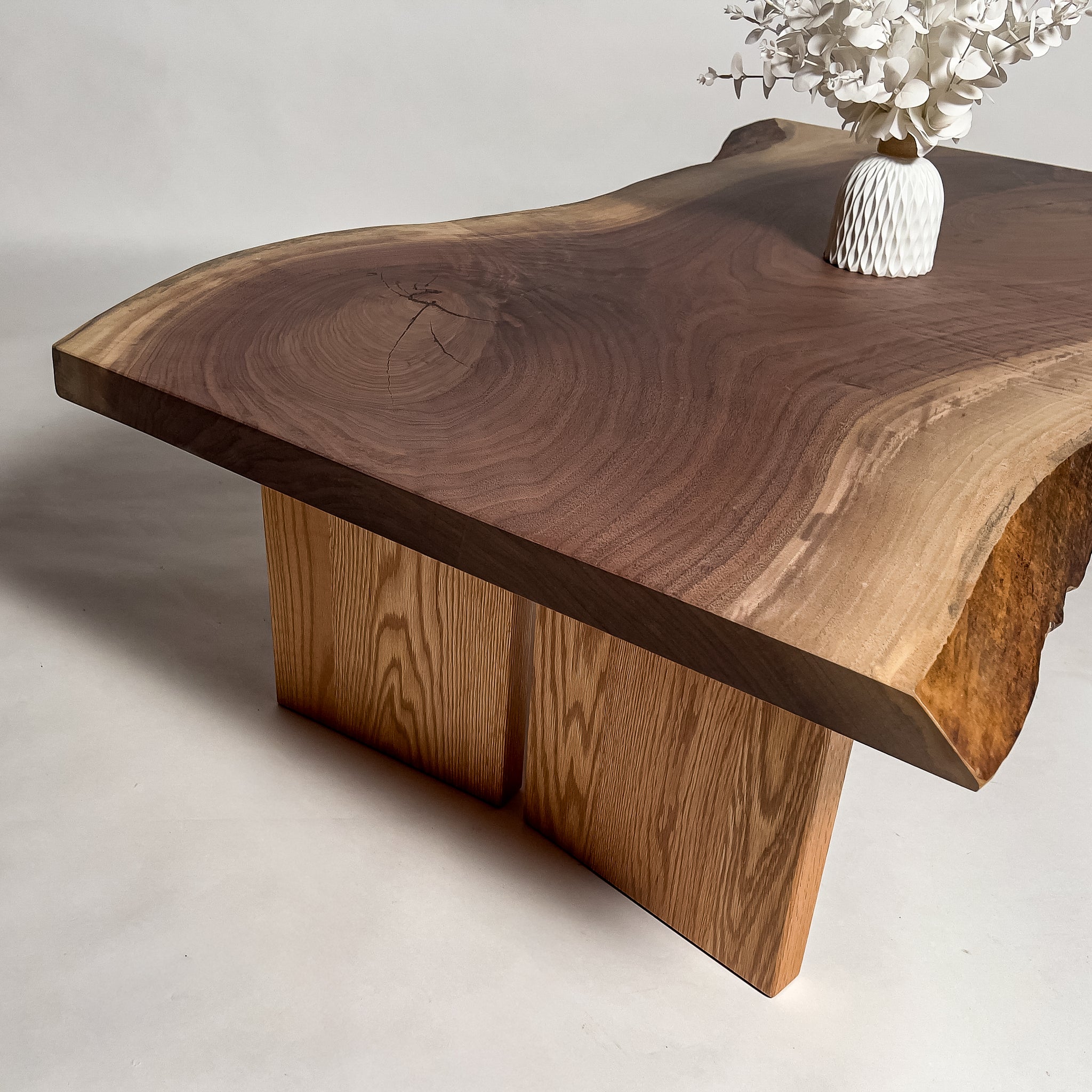 No.2086　ウォールナット/一枚板リビングテーブル