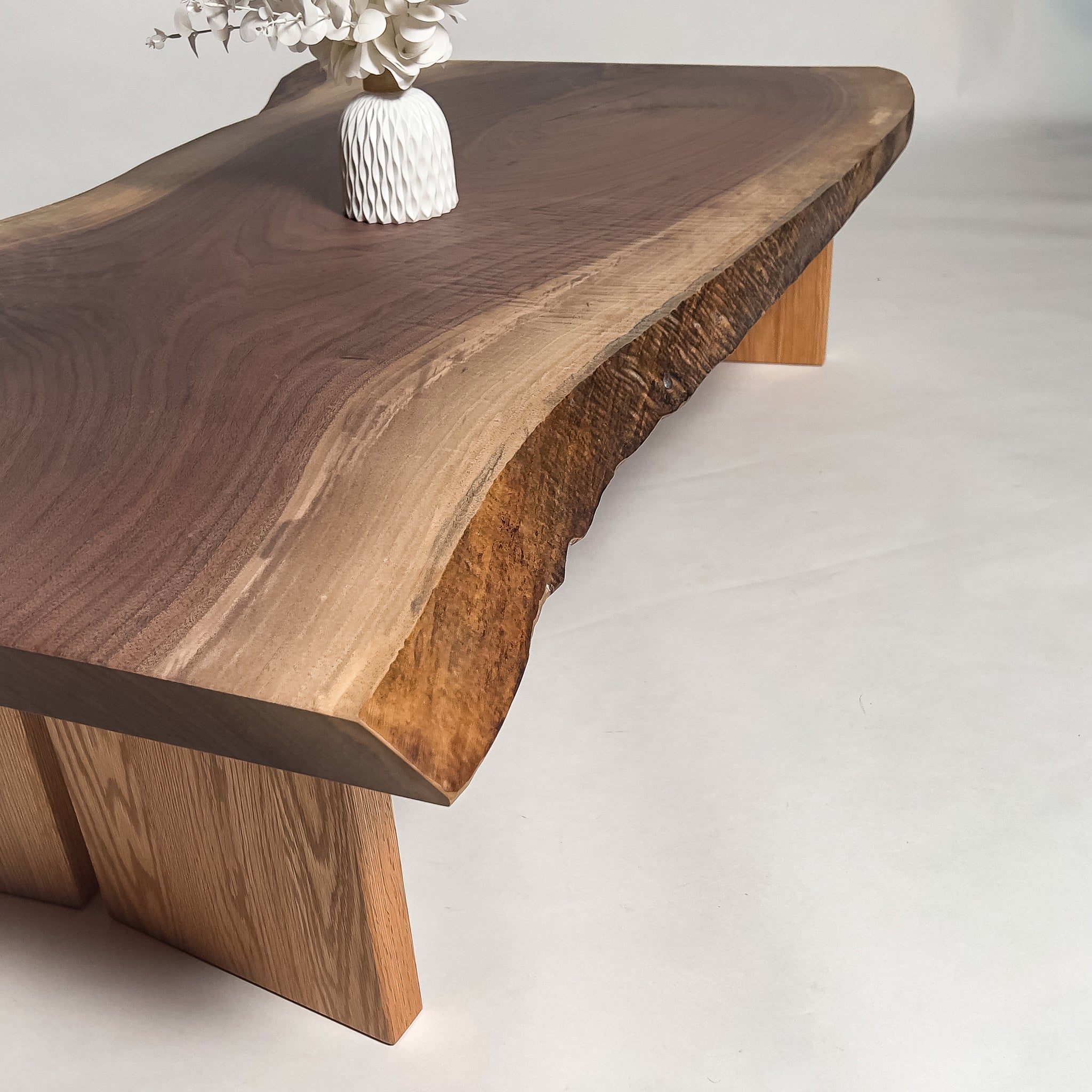 No.2086　ウォールナット/一枚板リビングテーブル