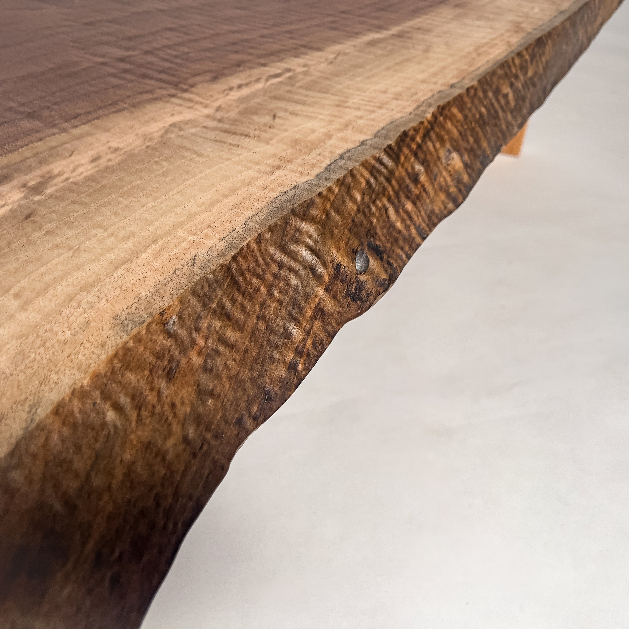 No.2086　ウォールナット/一枚板リビングテーブル