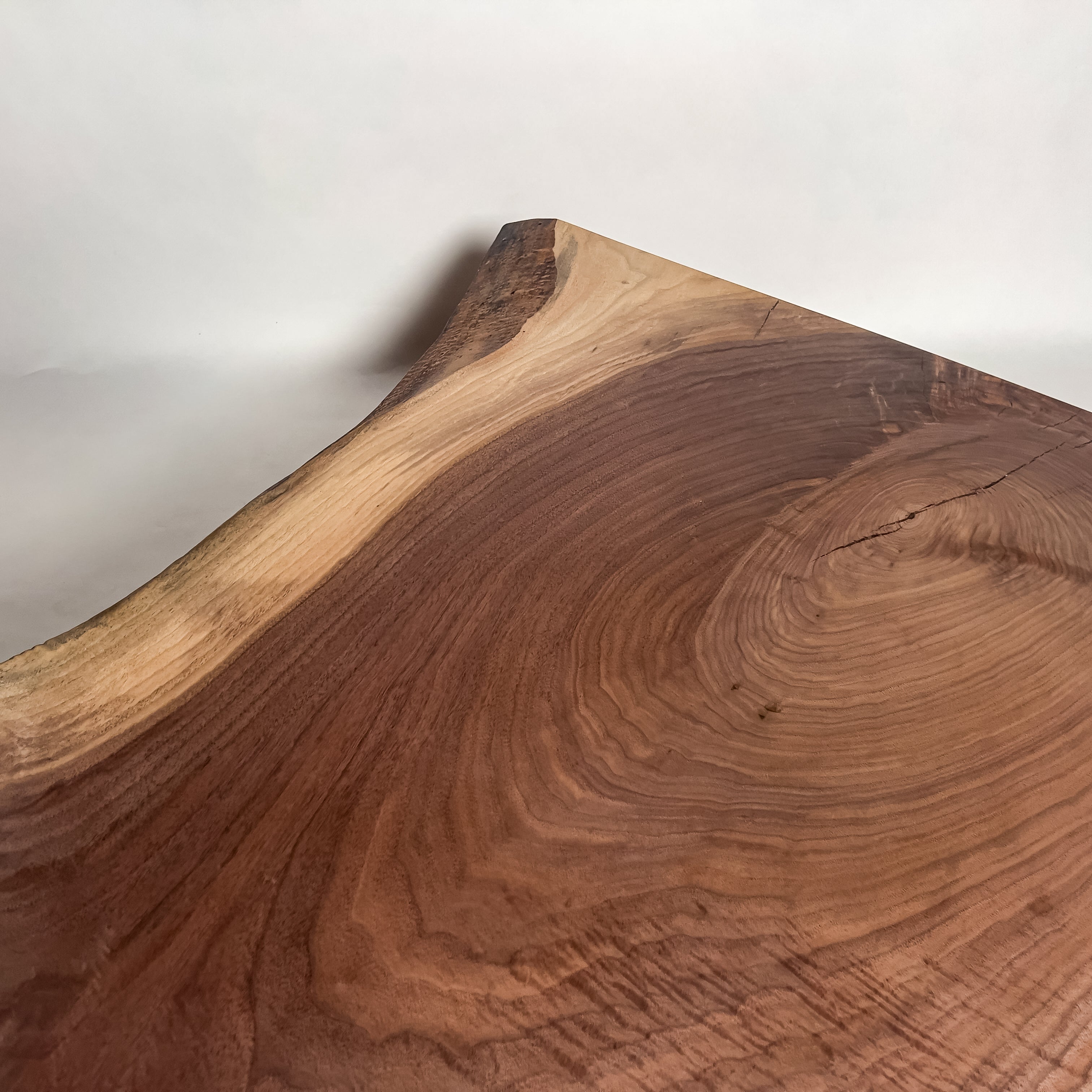 No.2086　ウォールナット/一枚板ダイニングテーブル