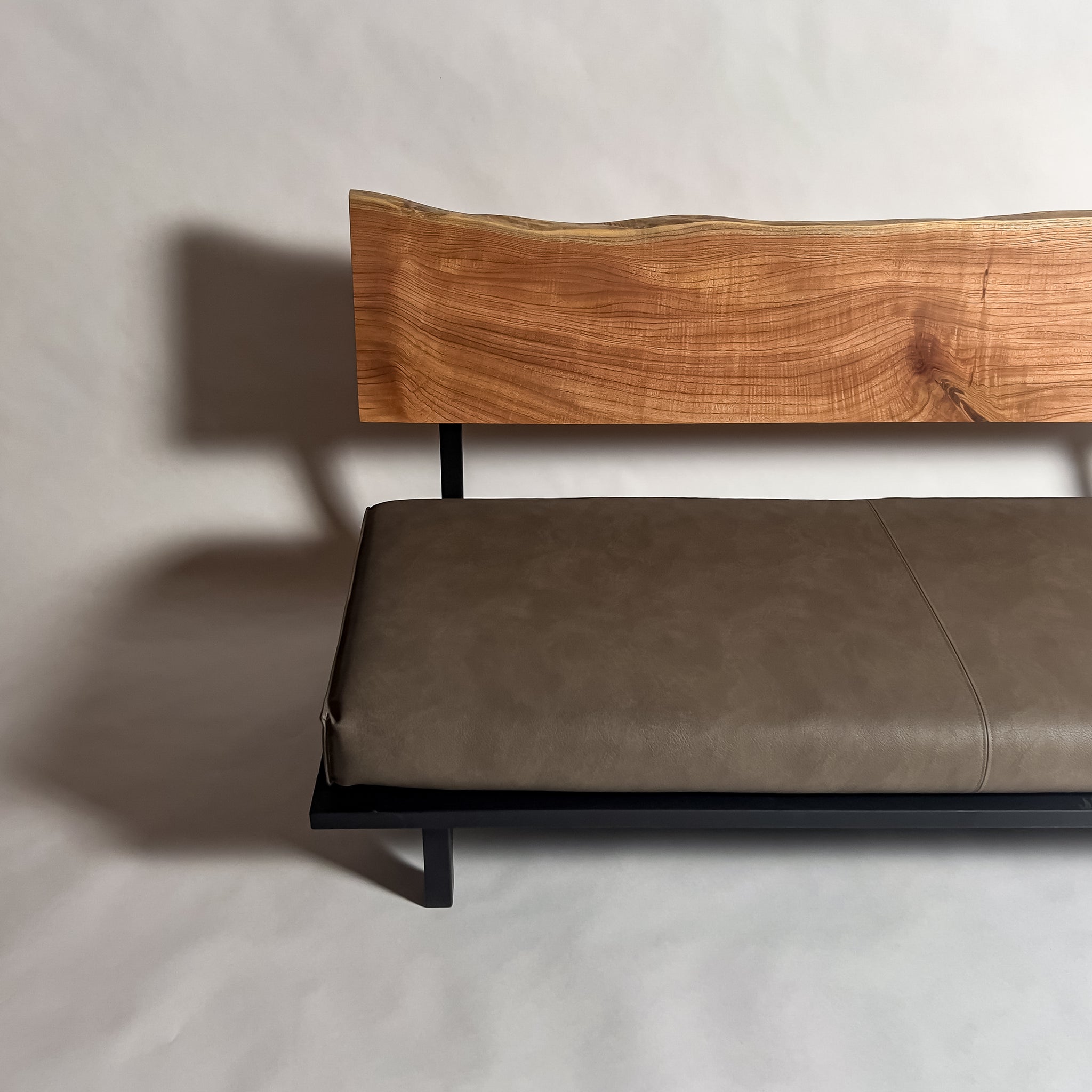 センダン 高級 一枚板ソファ 3人掛け 横左半分 クッションなし