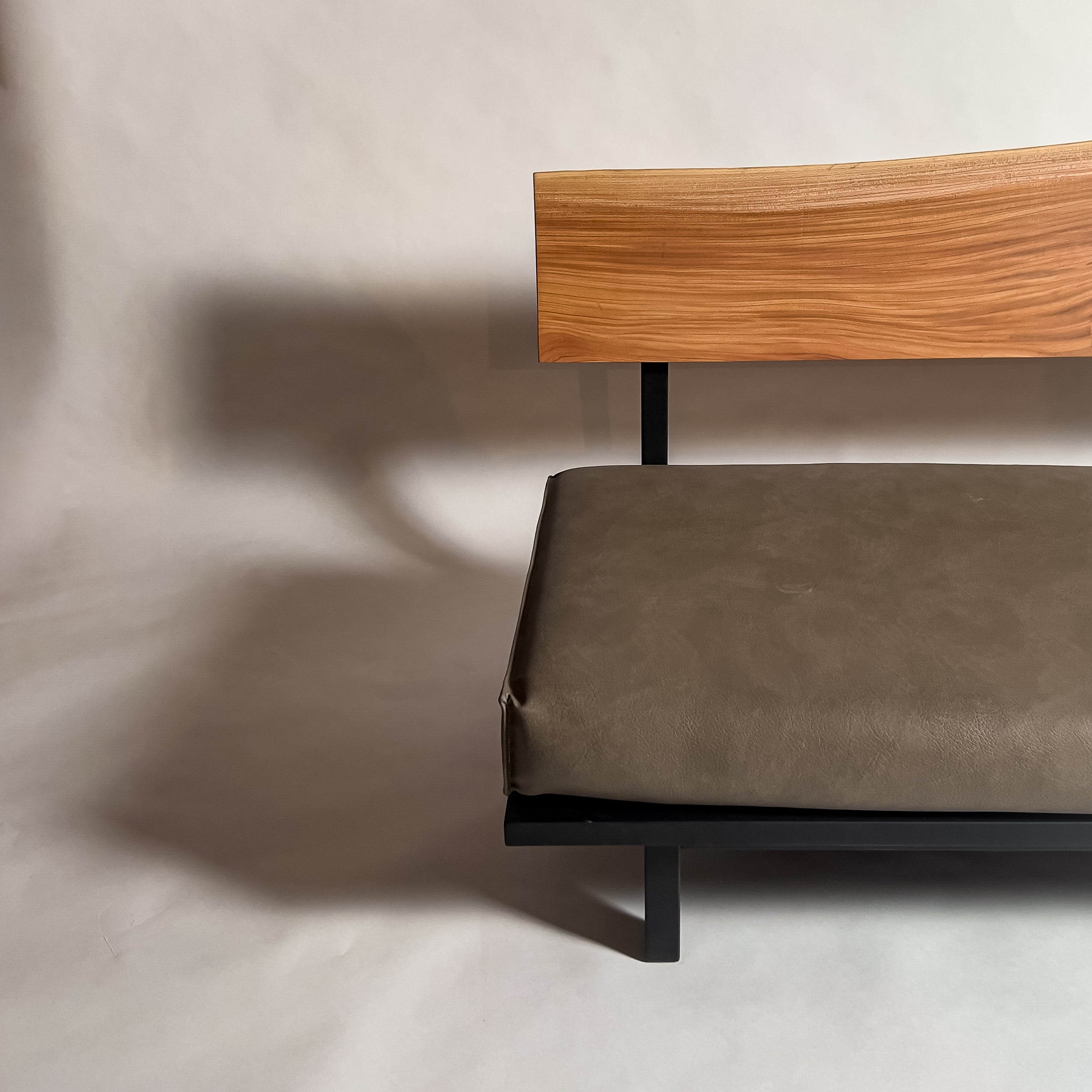 欅 天然木 一枚板ソファ 3人掛け 横左半分 クッションなし