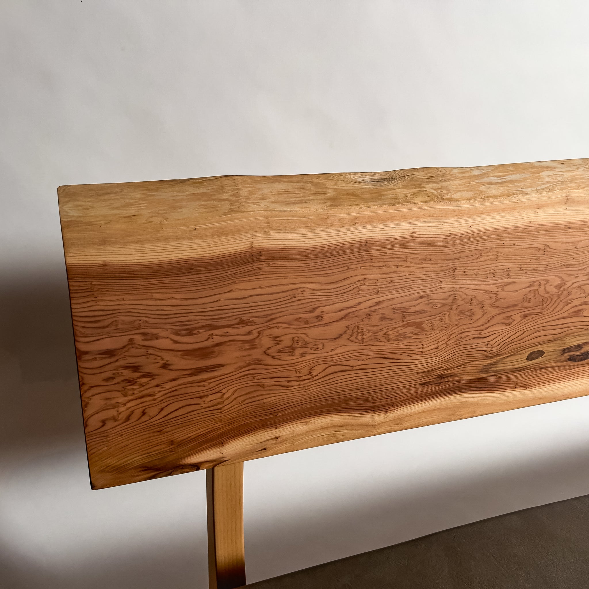 No.1987N3　吉野杉（よしのすぎ）/天然無垢 一枚板ソファ