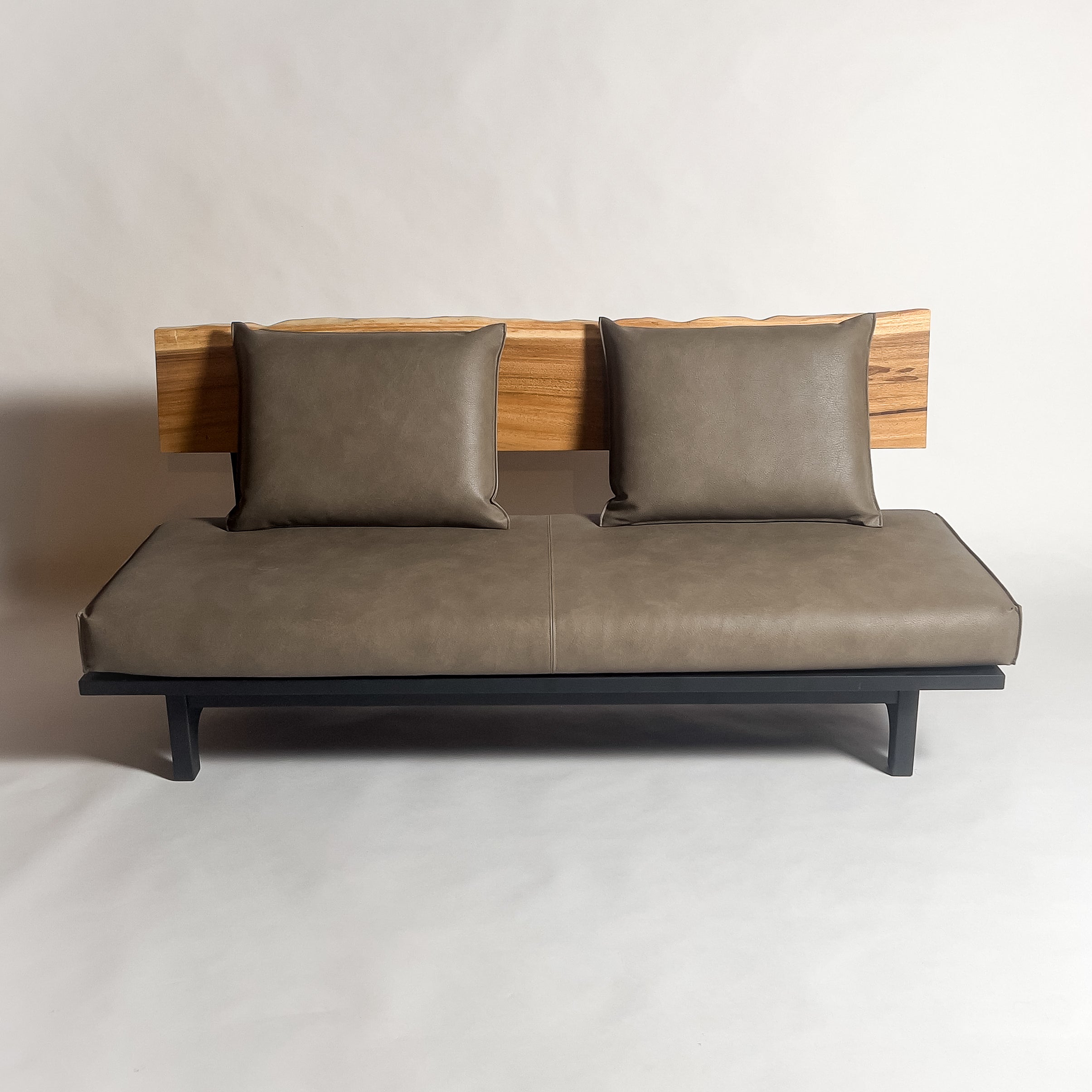 モンキーポッド 無垢材 一枚板ソファ 3人掛け 横 クッション背