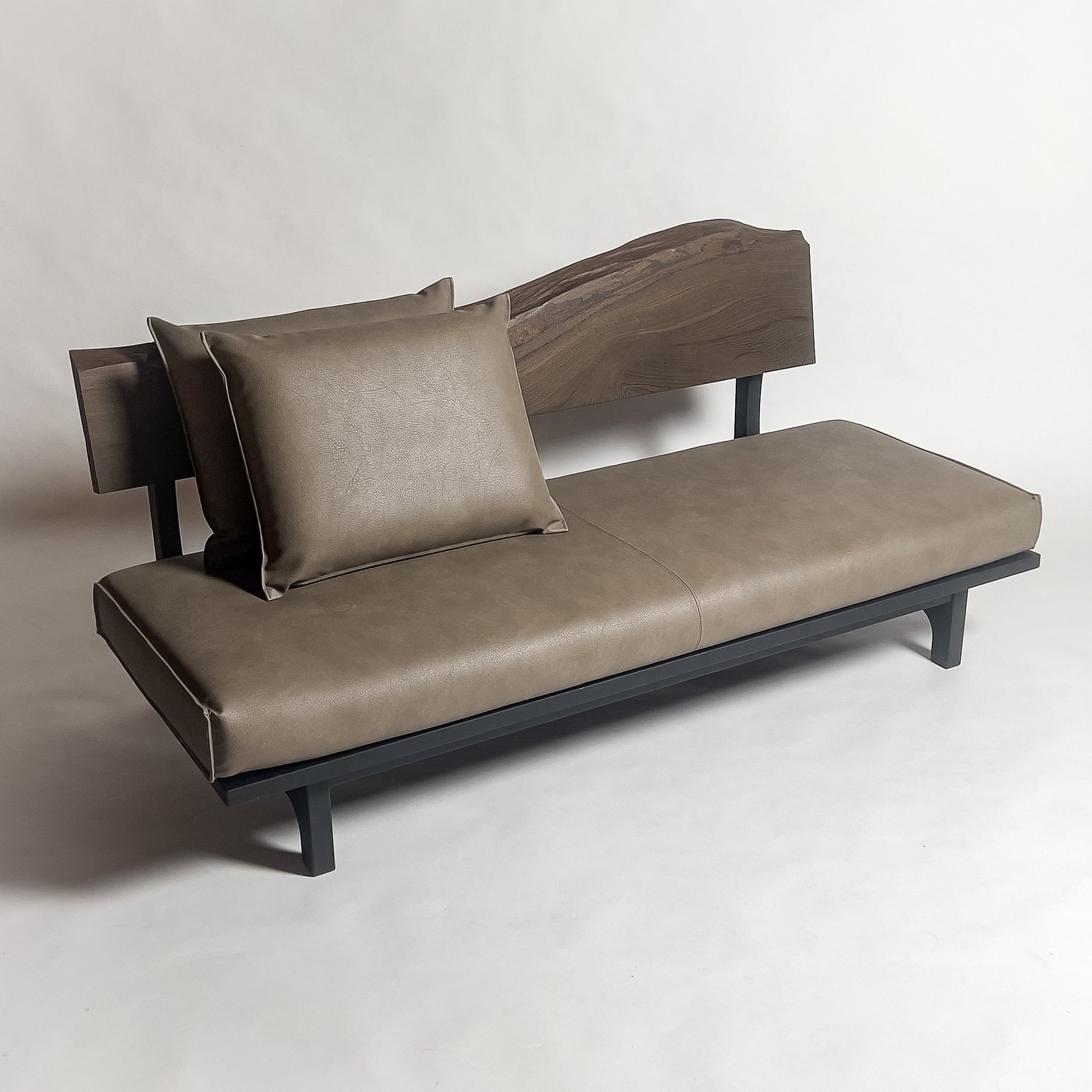 No.2051B3　神代欅（じんだいけやき）/天然無垢 一枚板ソファ