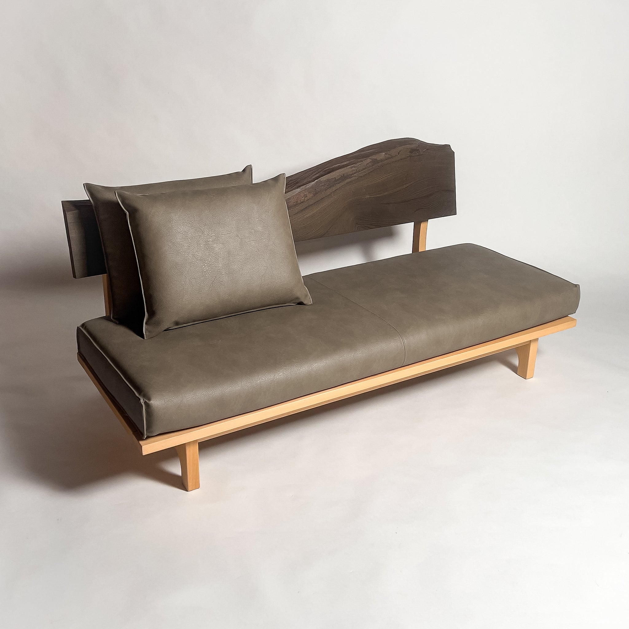 No.2051N3　神代欅（じんだいけやき）/天然無垢 一枚板ソファ