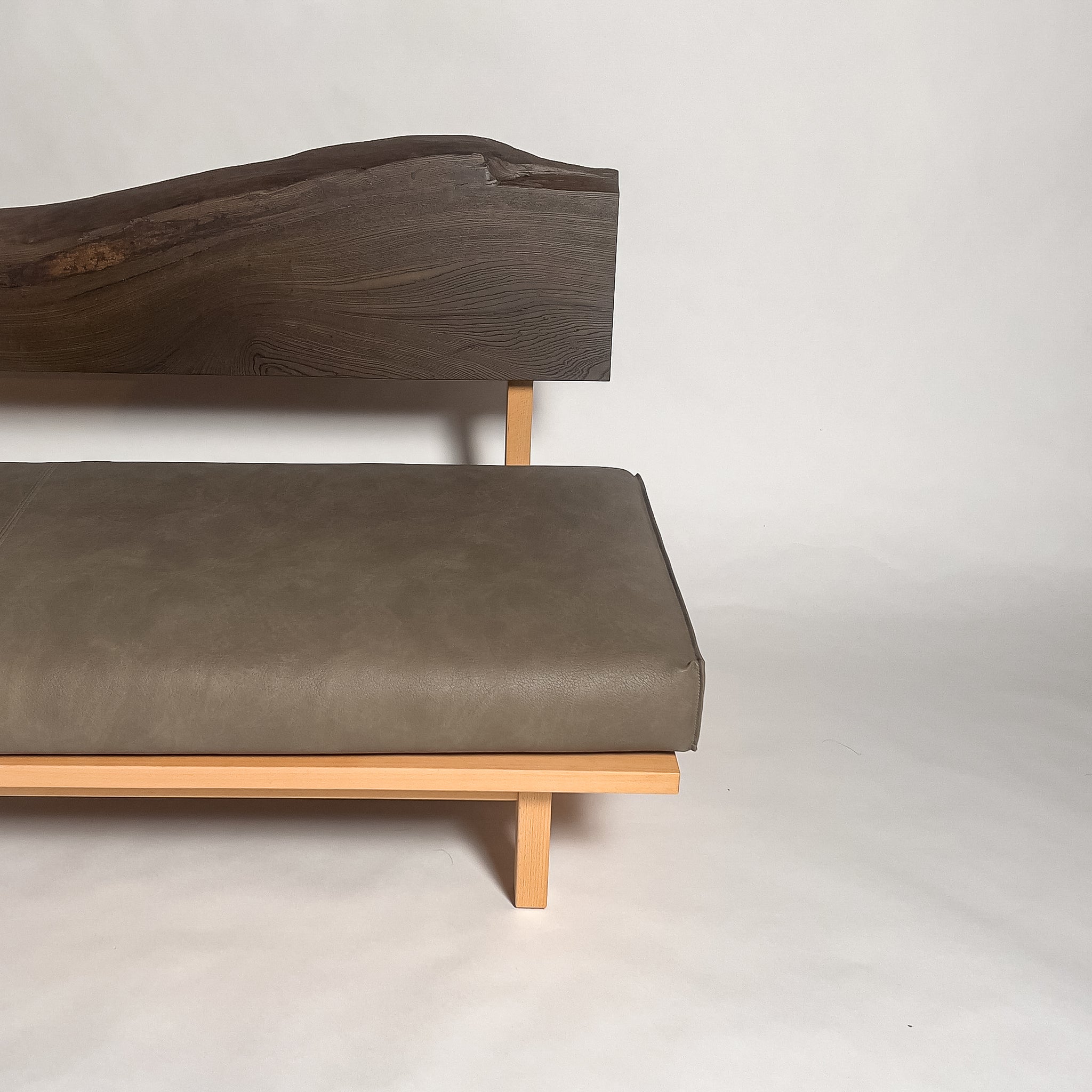 No.2051N3　神代欅（じんだいけやき）/天然無垢 一枚板ソファ