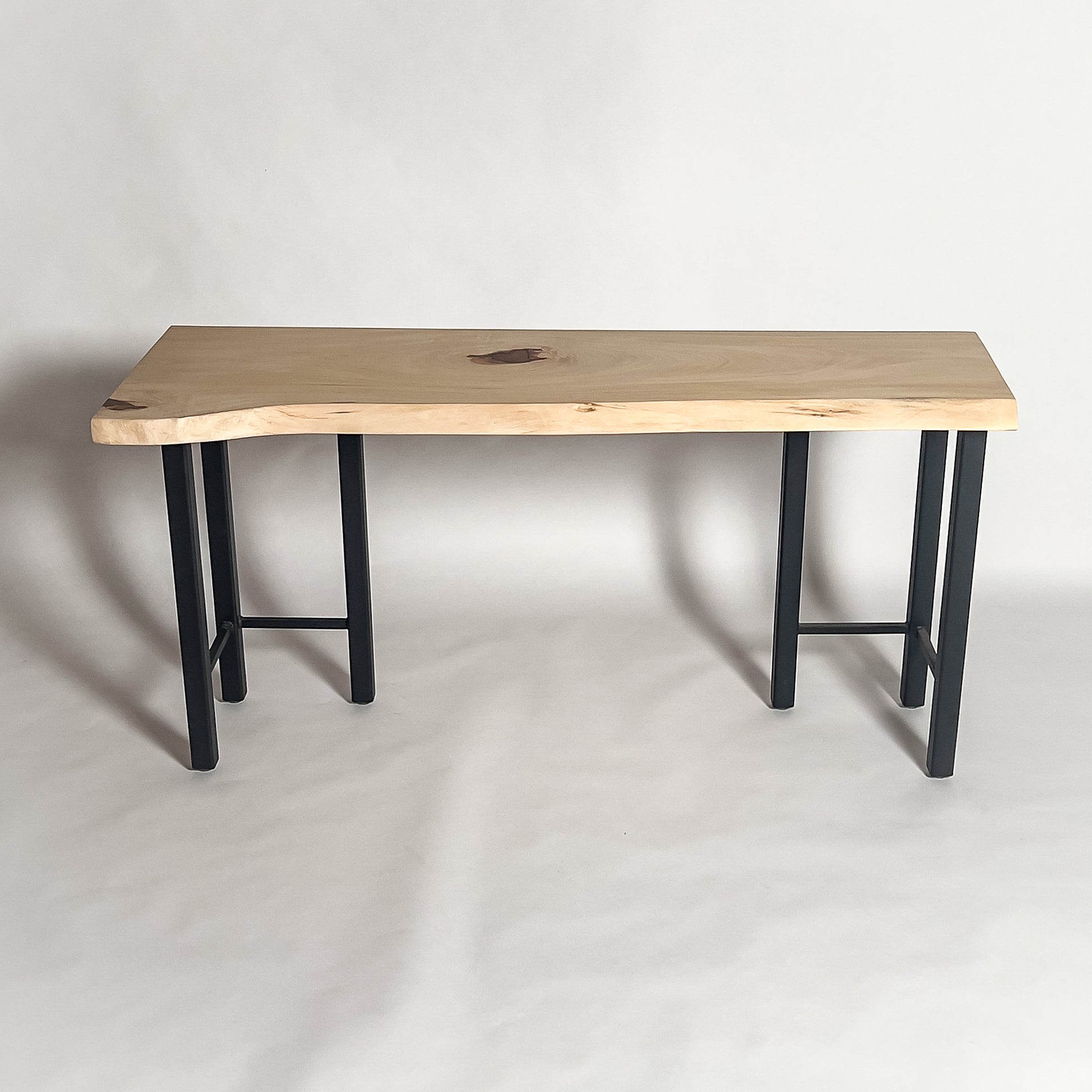 KIDOMEIMOKU 栃一枚板カウンター｜140cm(2人掛け) – 【公式】鬼童銘木