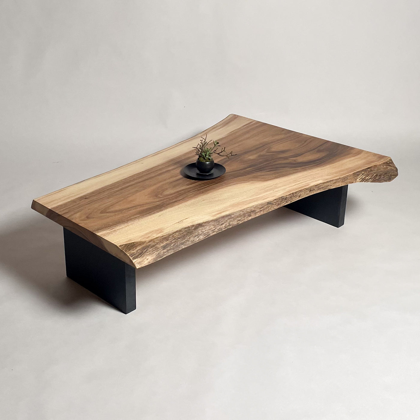 No.1697　モンキーポッド/一枚板センターテーブル