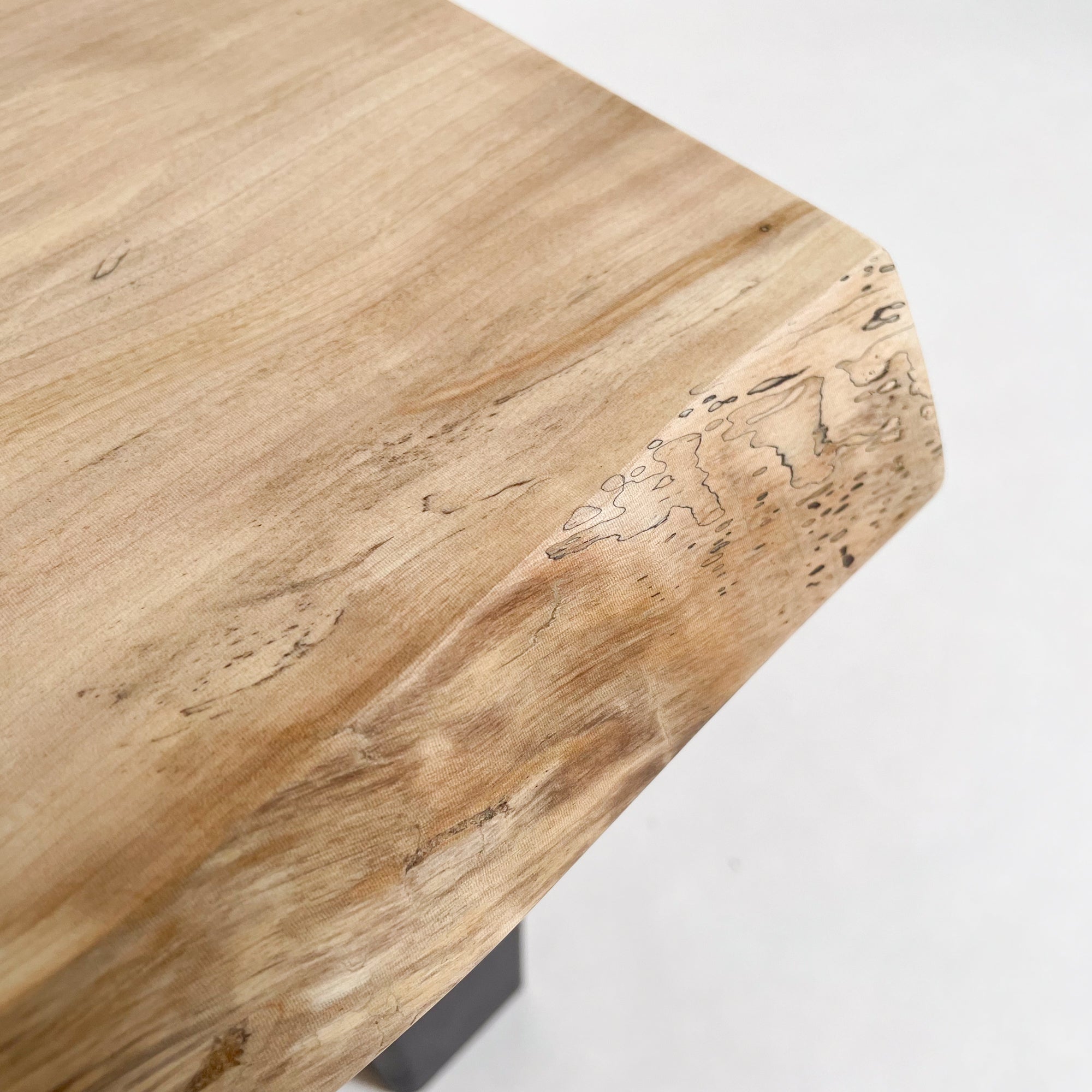 KIDOMEIMOKU 栃一枚板カウンター｜180cm(3人掛け) – 【公式】鬼童銘木