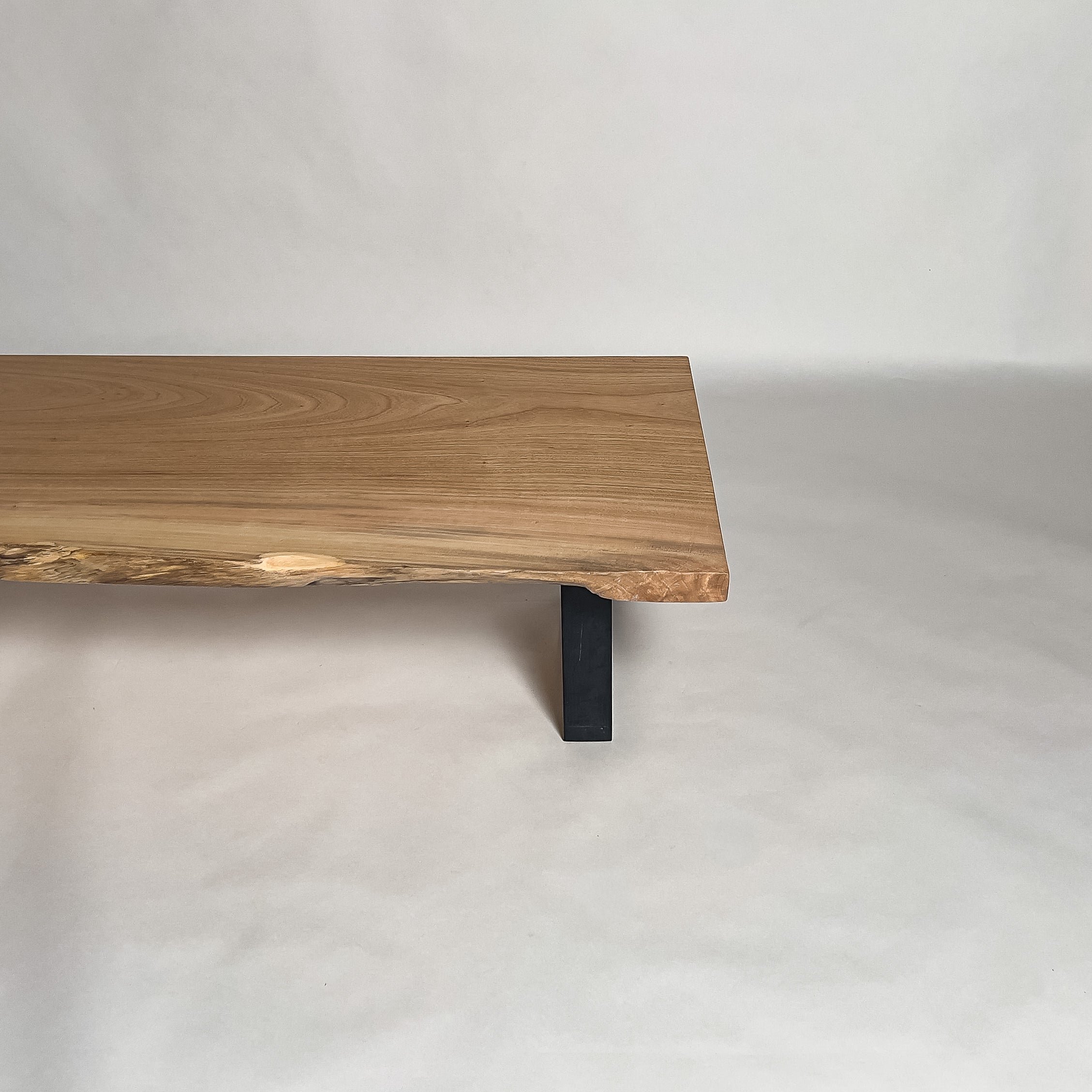 楠(くす)一枚板テーブル｜【公式】KIDO MEIMOKU（鬼童銘木） – 【公式