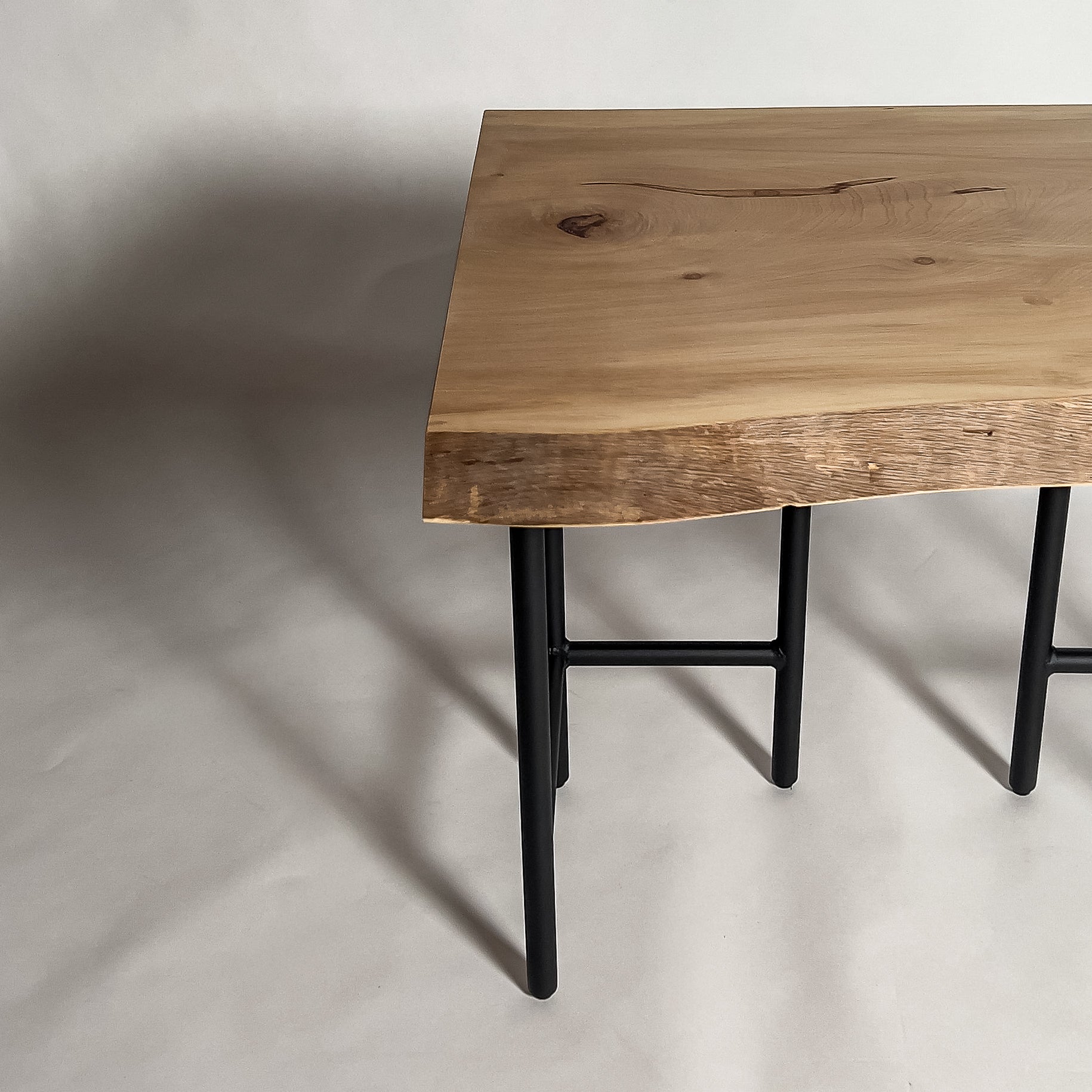 No.2123　栃（とち）/一枚板デスク