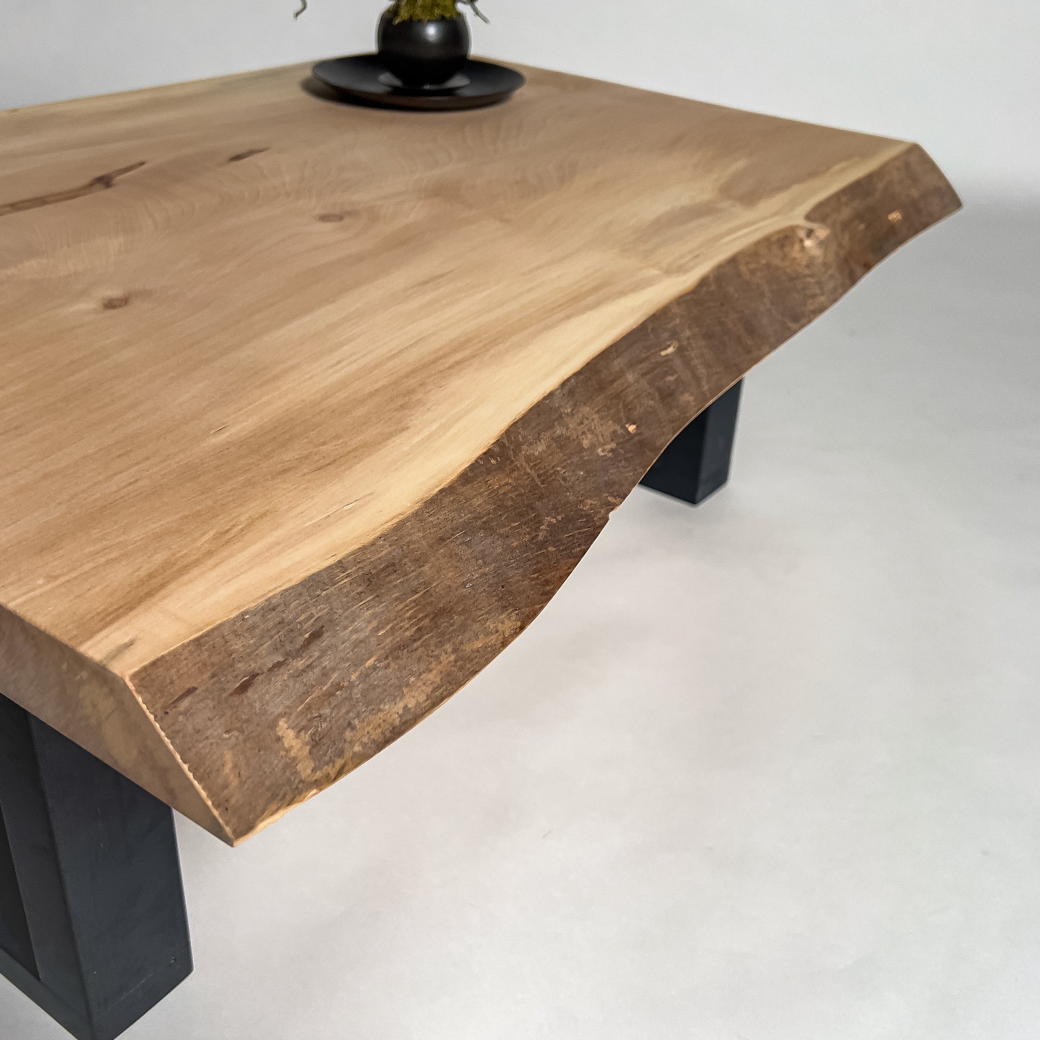 No.2123　栃（とち）/一枚板ローテーブル