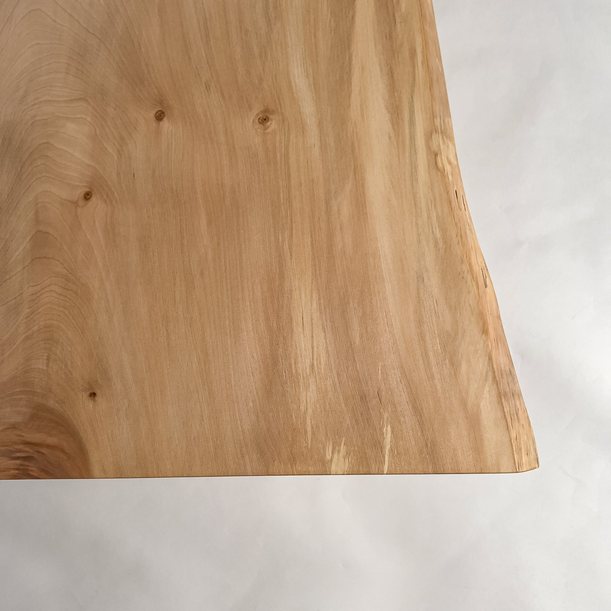 No.2107　栃（とち）/一枚板ローテーブル