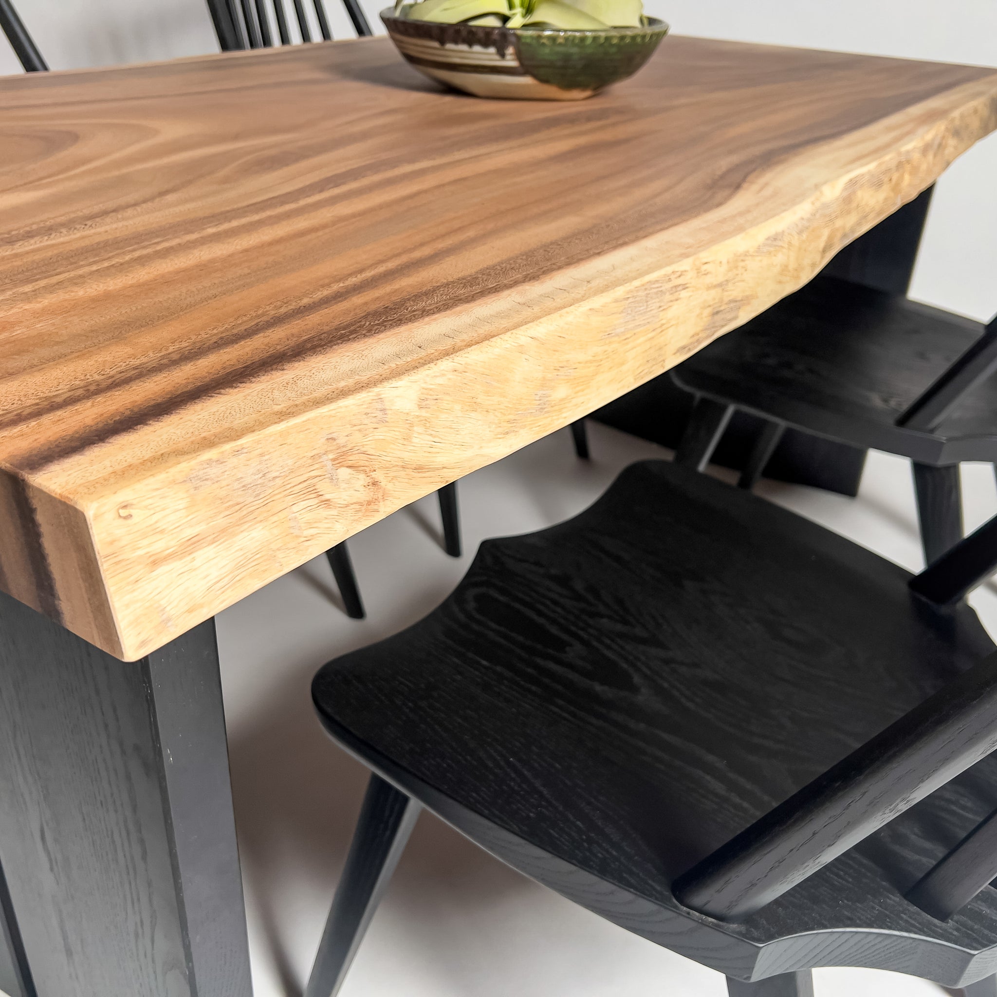 No.2138　モンキーポッド/一枚板ダイニングテーブル