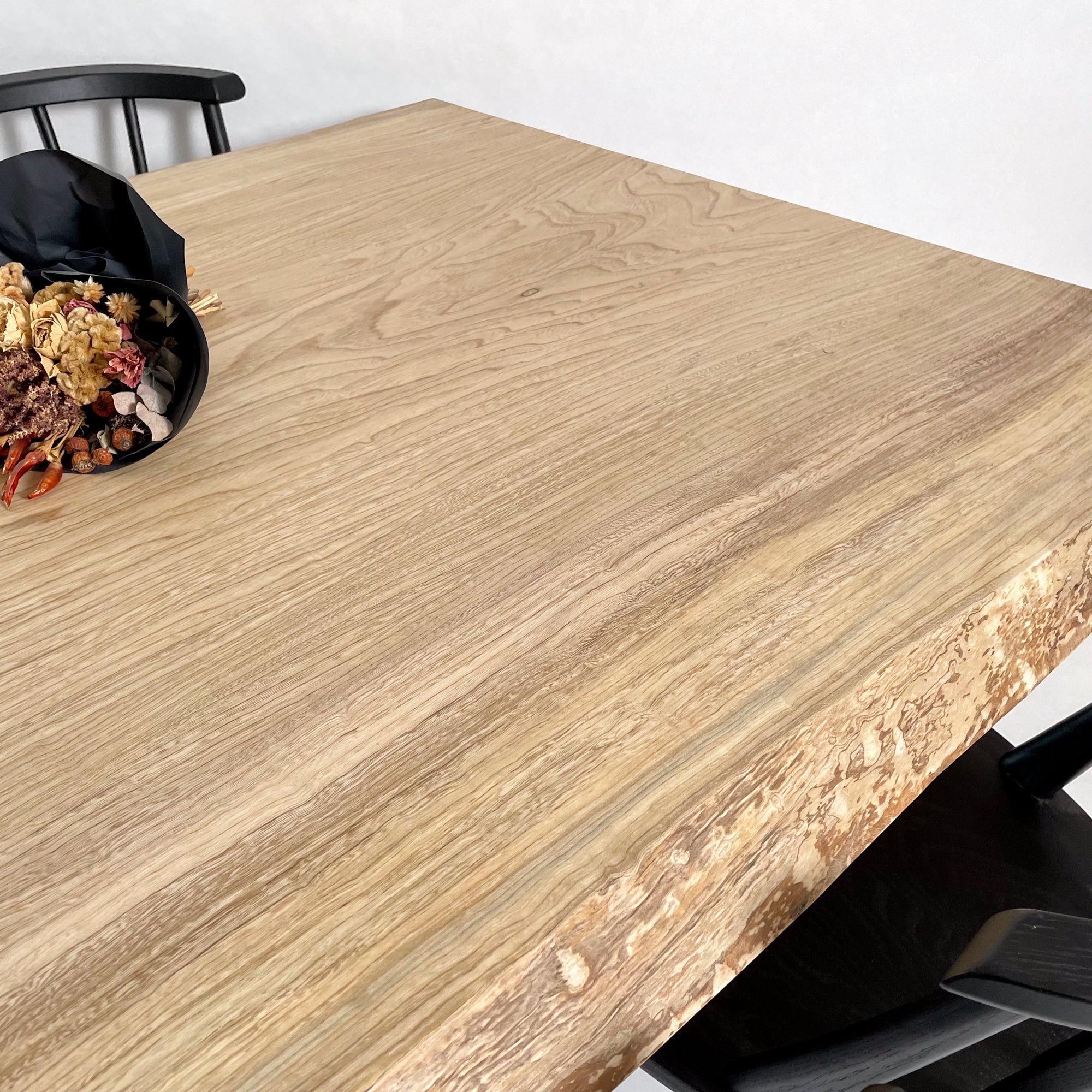 KIDOMEIMOKU 栓一枚板ダイニングテーブル｜140cm(4人掛け) – 【公式