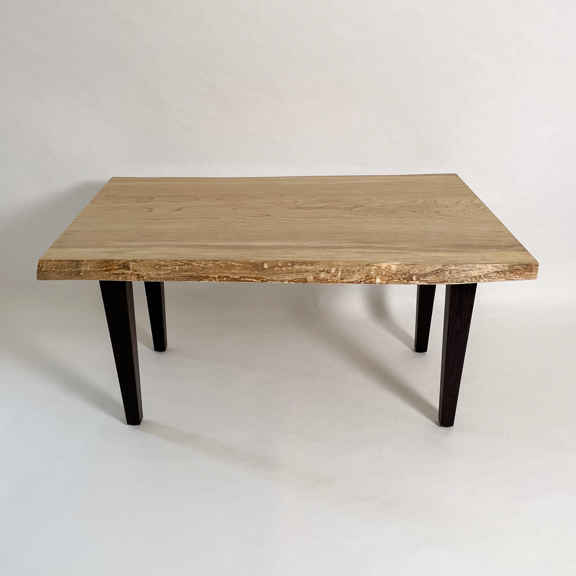 KIDOMEIMOKU 栓一枚板ダイニングテーブル｜140cm(4人掛け) – 【公式