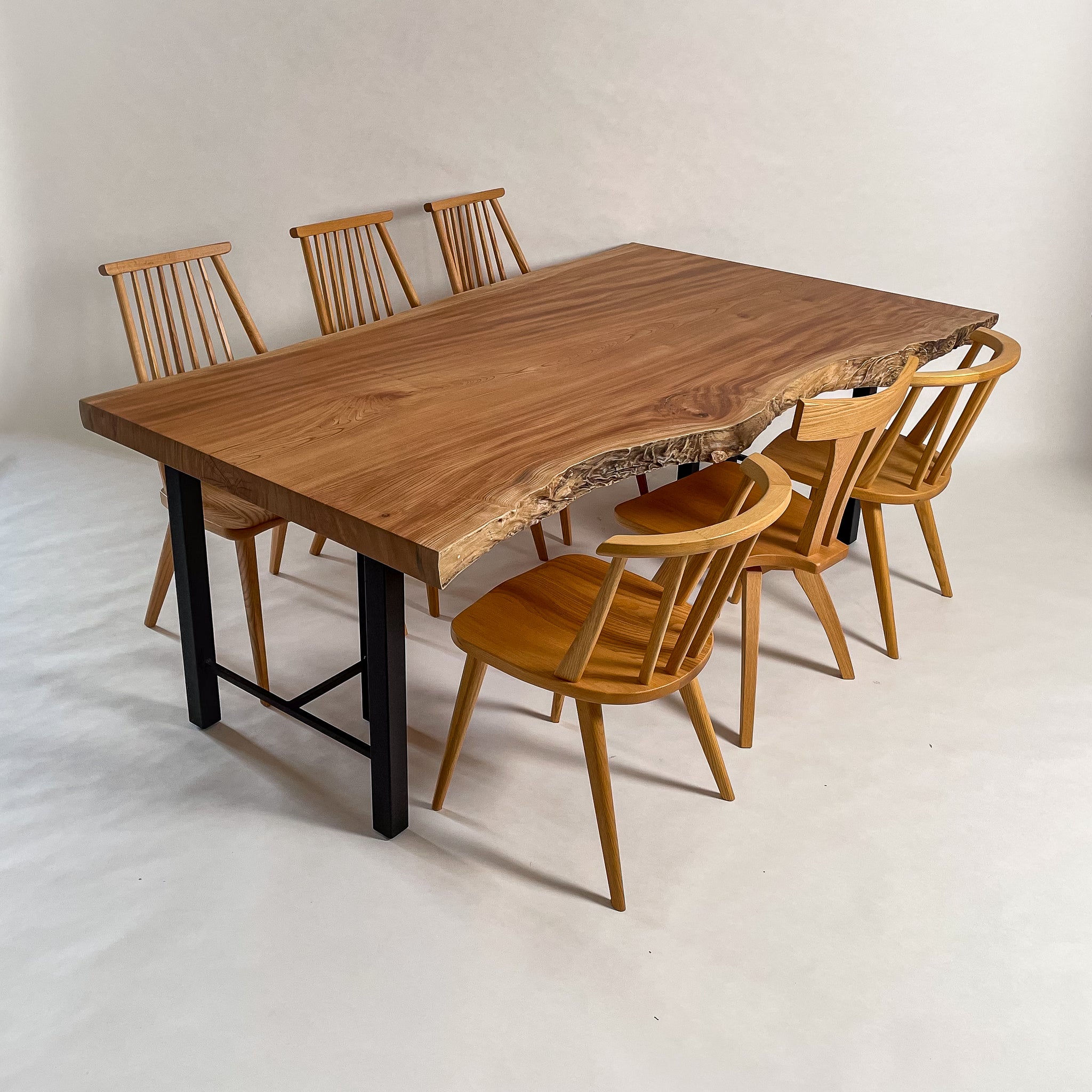 No.2026　欅（けやき）/一枚板ダイニングテーブル