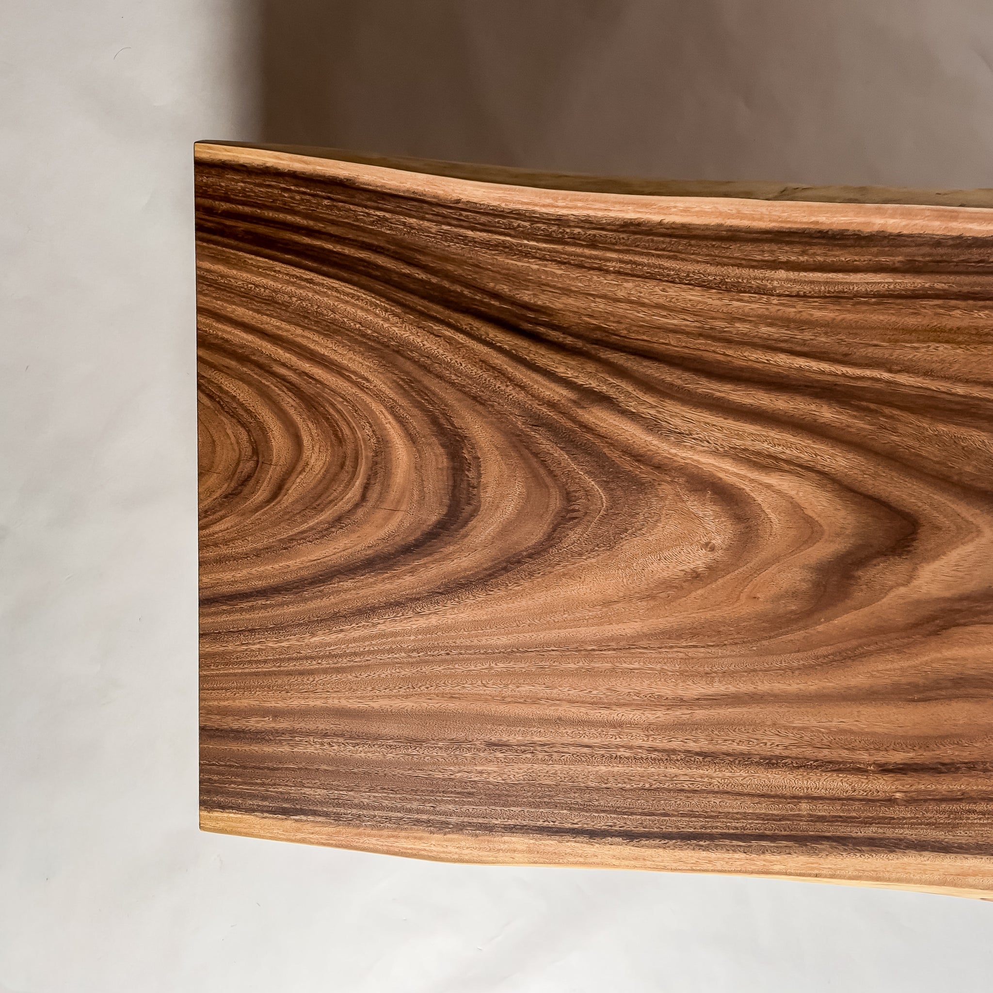 No.2157　モンキーポッド/一枚板ダイニングテーブル