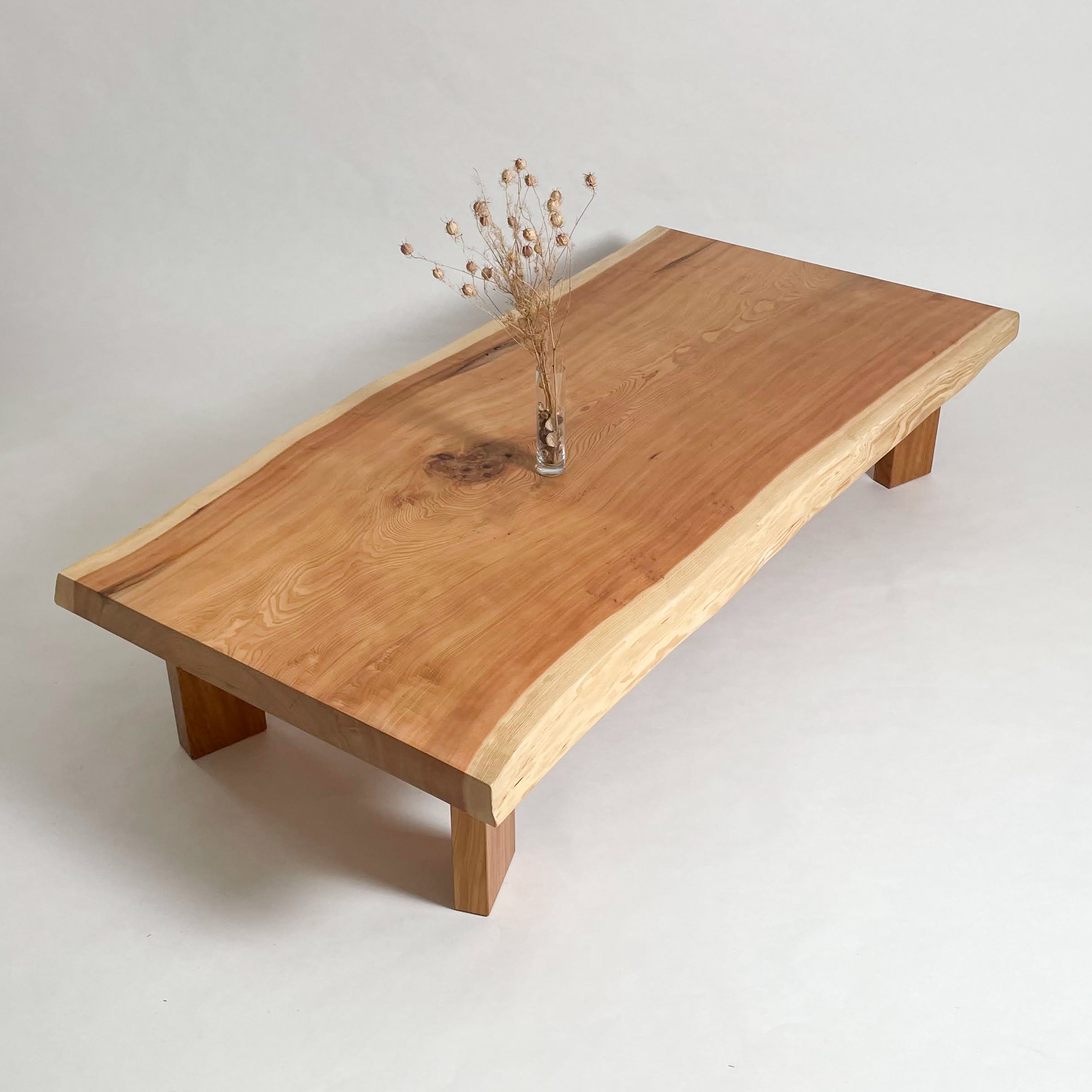 机・テーブル杉一枚板リビングテーブル