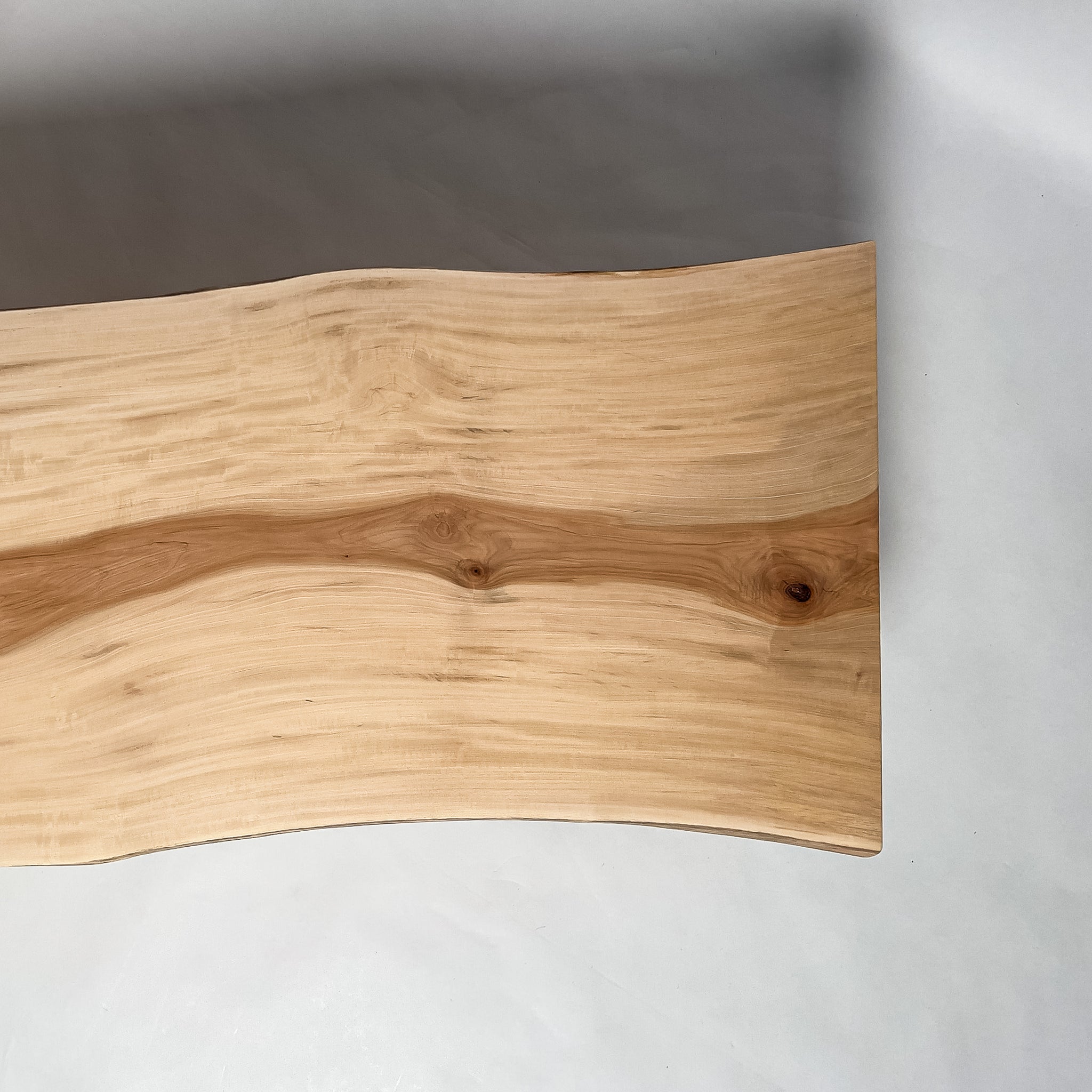 KIDOMEIMOKU 栃一枚板カウンター｜150cm(2人掛け) – 鬼童銘木