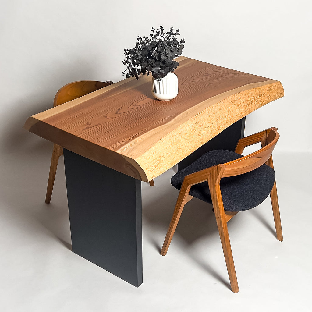 No.1610　吉野杉/一枚板ダイニングテーブル