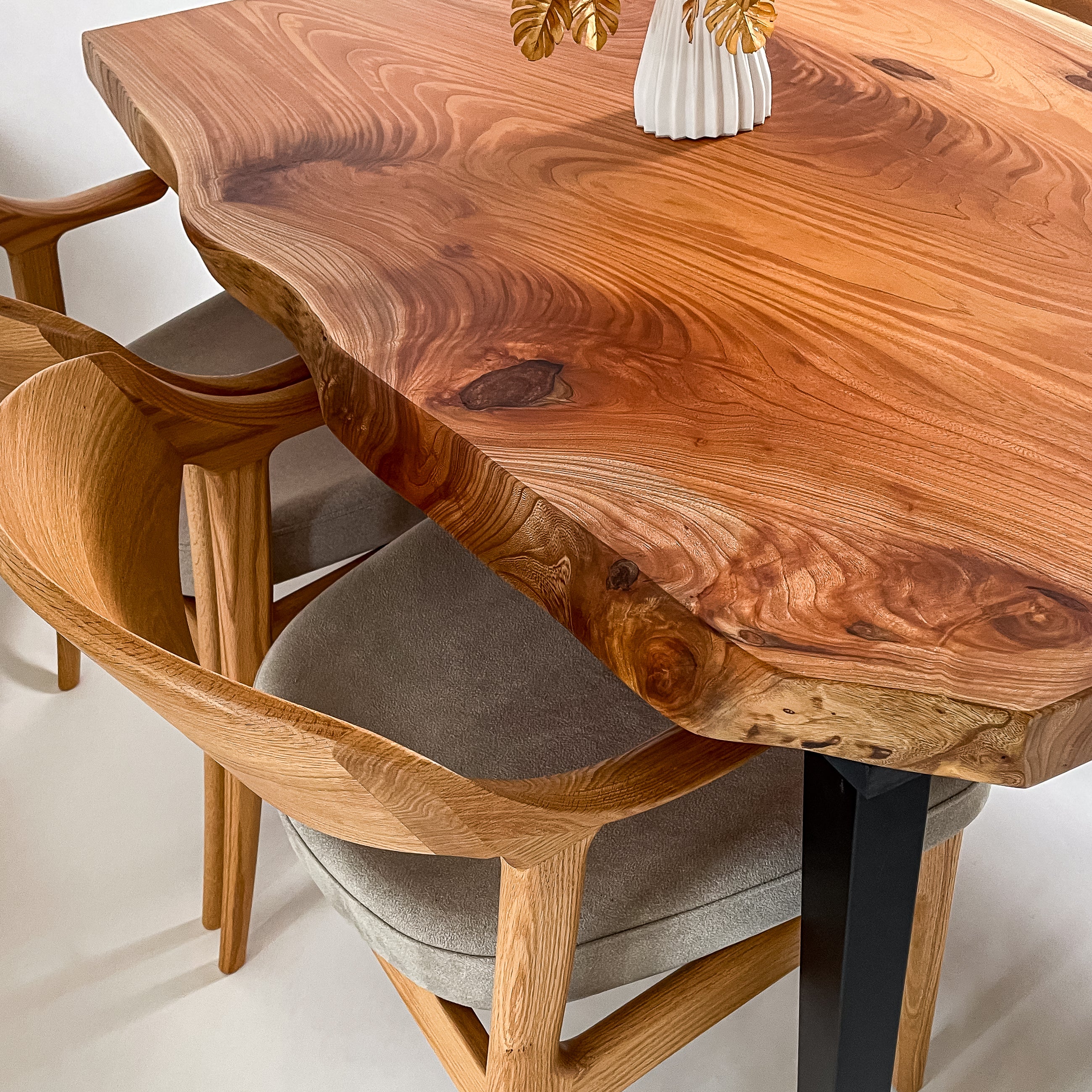 No.2028　欅（けやき）/一枚板ダイニングテーブル