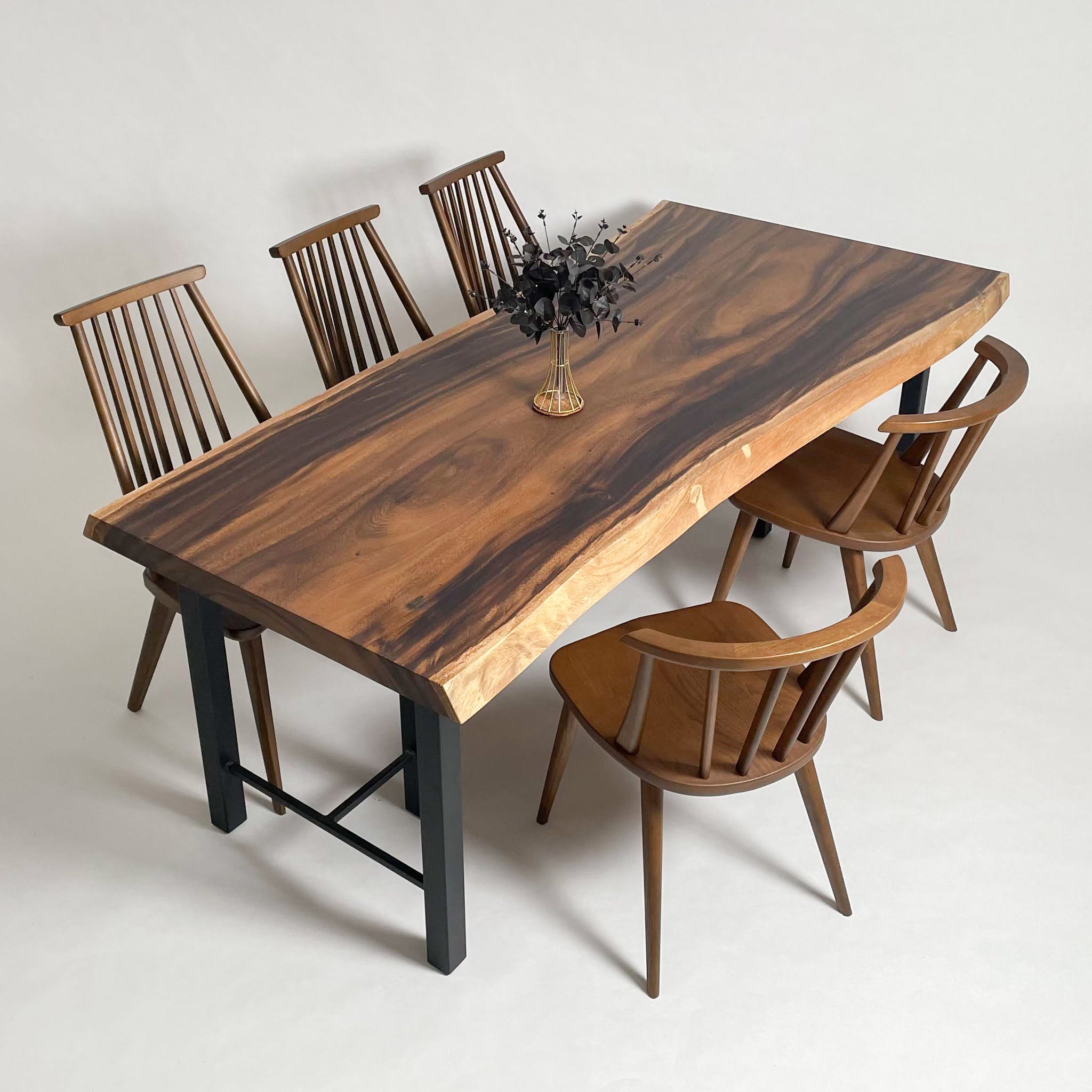 一枚板テーブル　モンキーポッド　花台　コーヒーテーブル　ディスプレイ　民泊　別荘 一枚板テーブル モンキーポッド 花台 コーヒーテーブル ディスプレイ