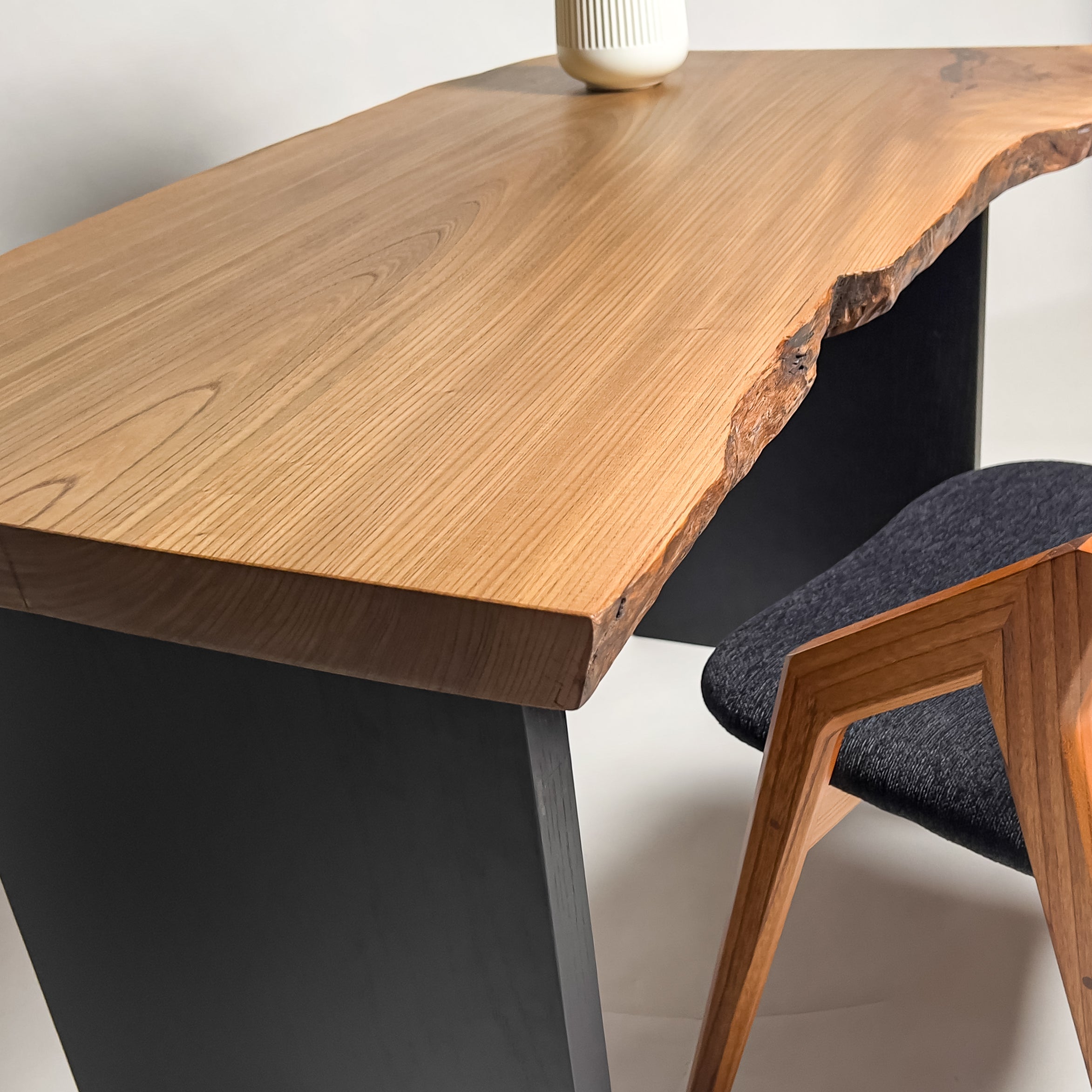 No.2068　神代欅/一枚板ダイニングテーブル