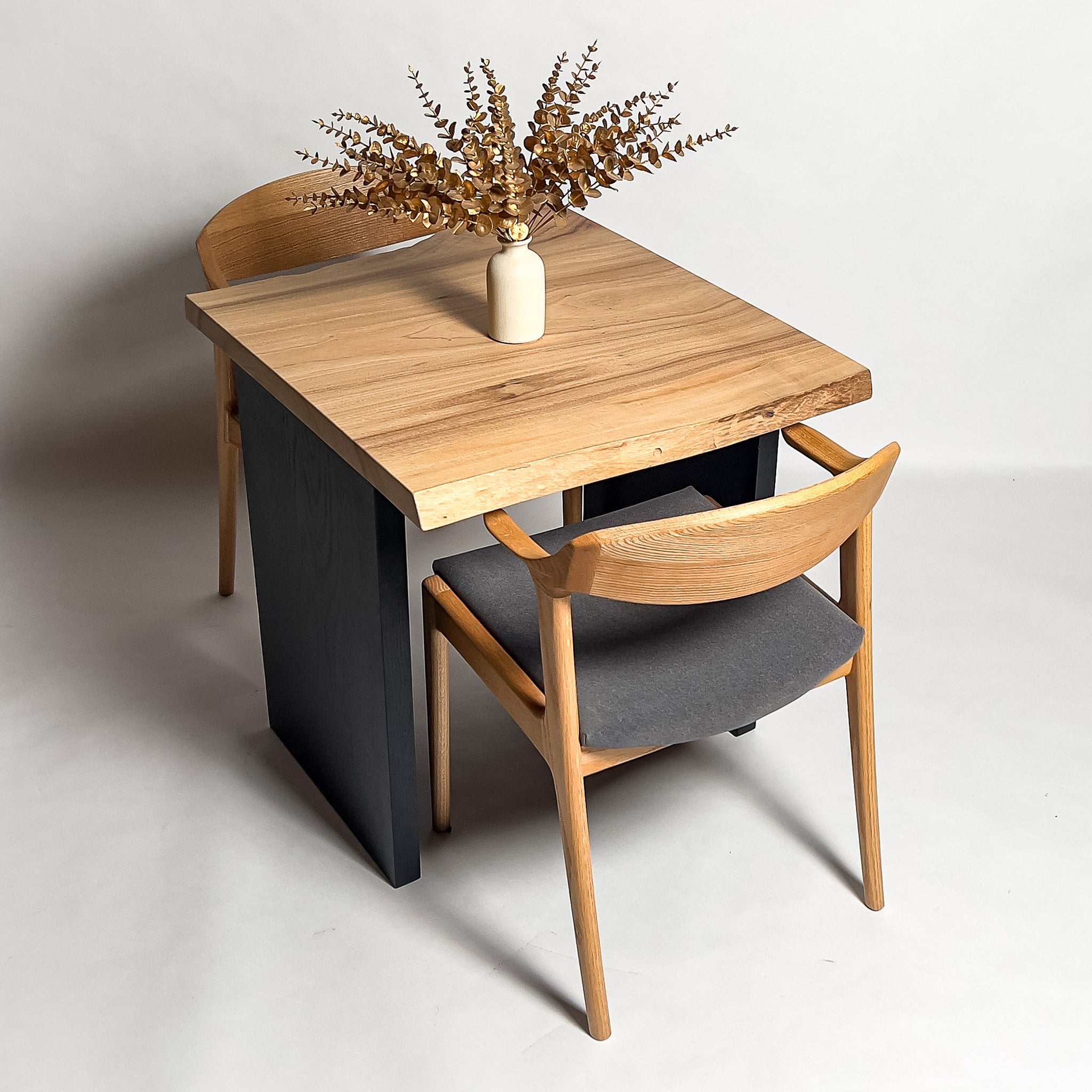 No.2097　楠（くす）/一枚板ダイニングテーブル