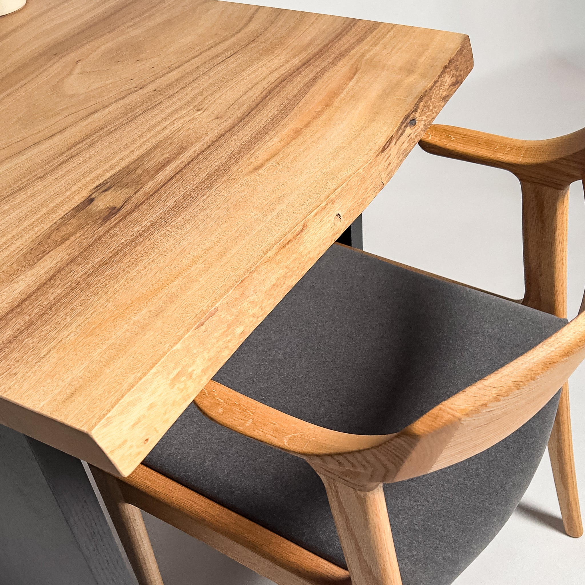 No.2097　楠（くす）/一枚板デスク