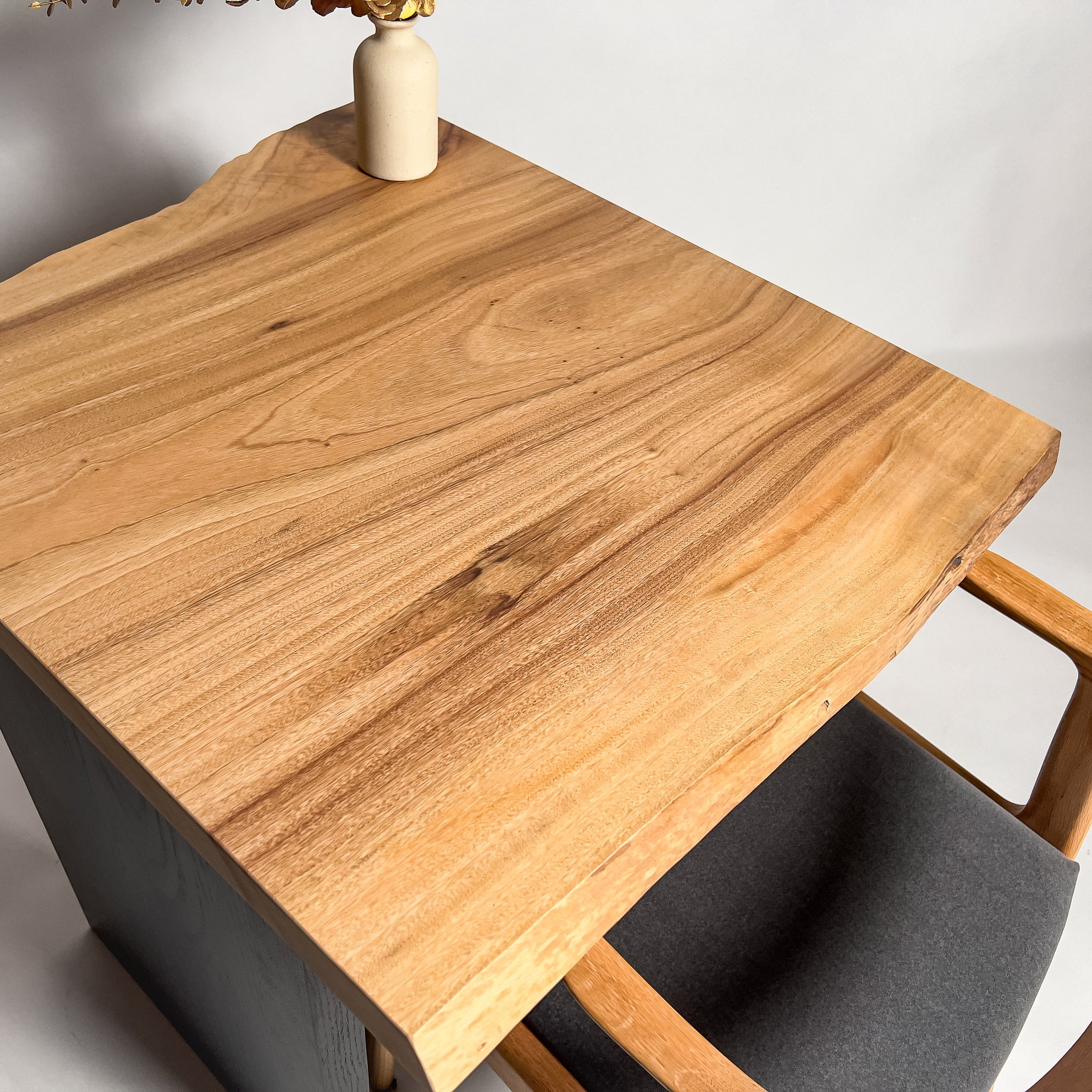No.2097　楠（くす）/一枚板ダイニングテーブル