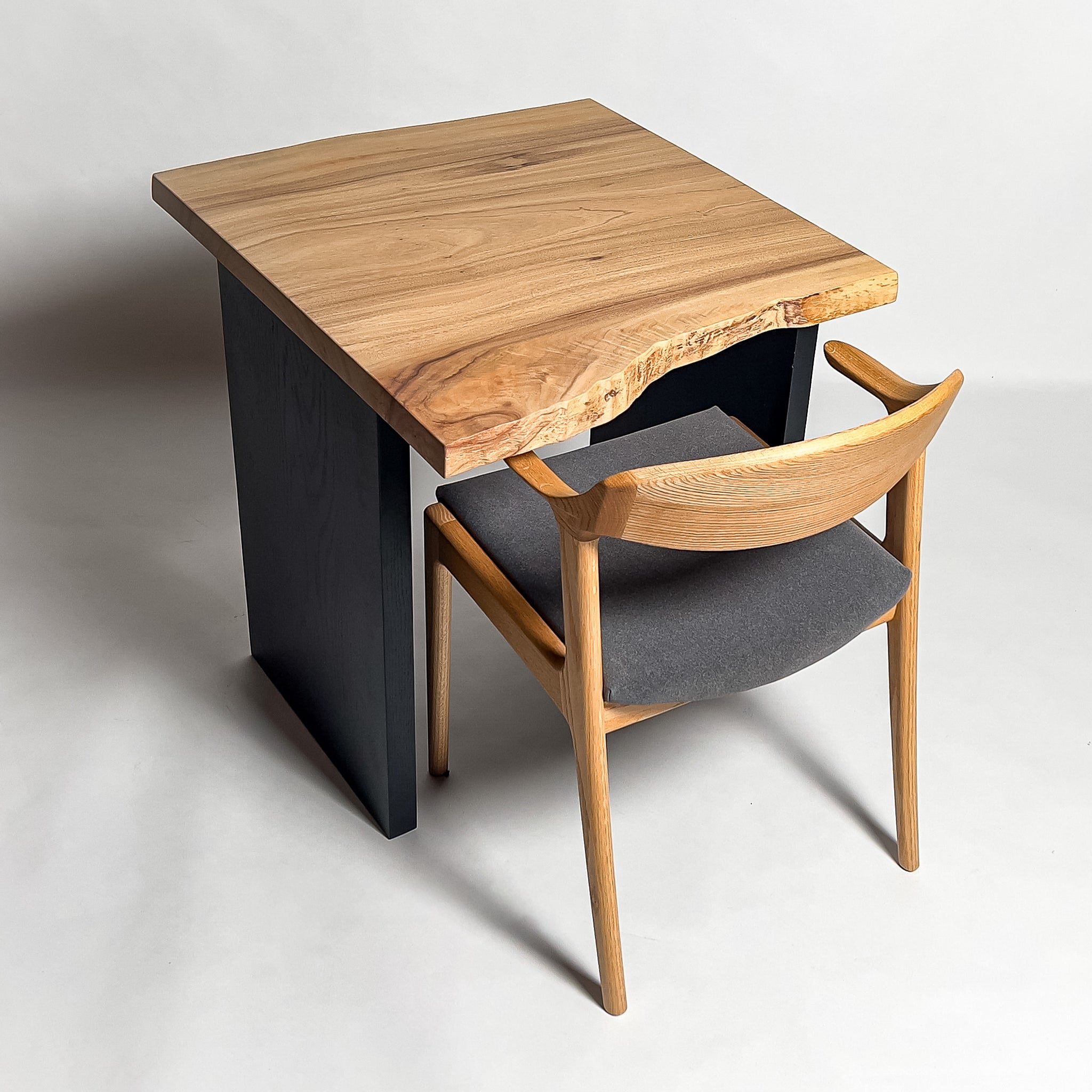 No.2097　楠（くす）/一枚板デスク