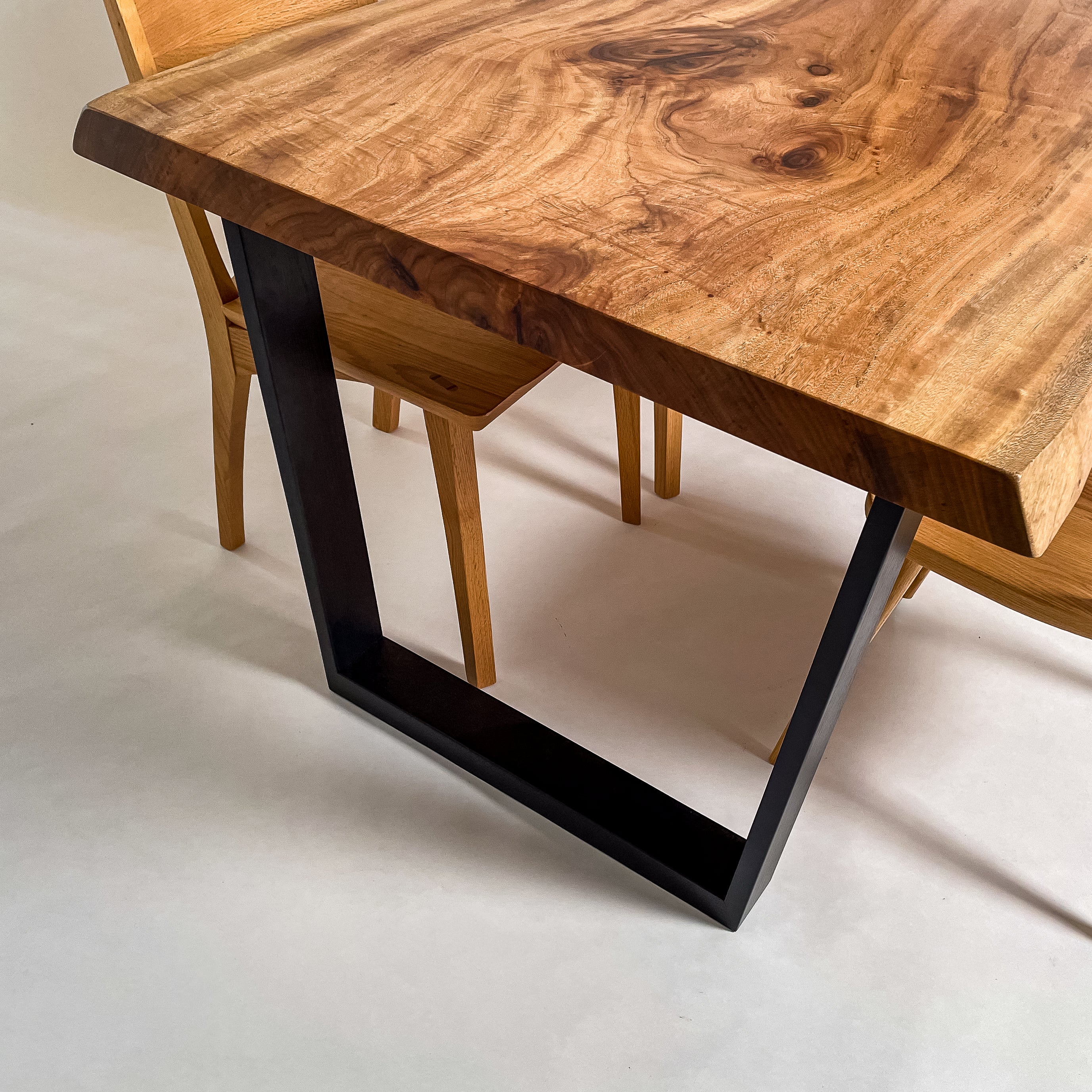 No.2037　楠（くす）/一枚板ダイニングテーブル