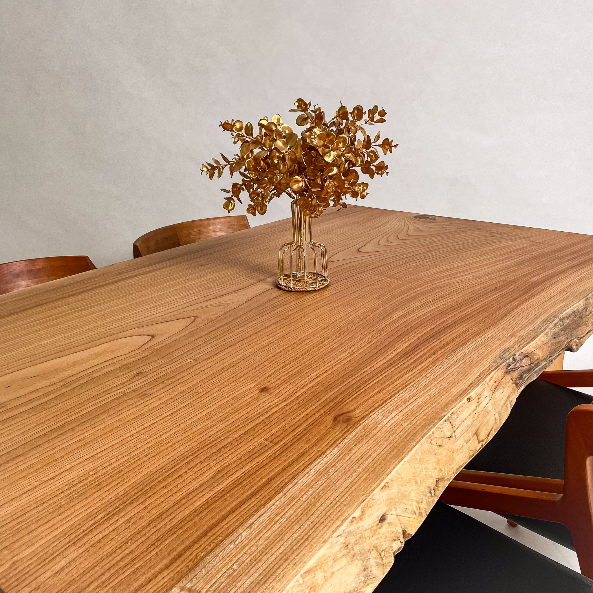 KIDOMEIMOKU 欅一枚板ダイニングテーブル｜135cm(2～4人掛け) – KIDO