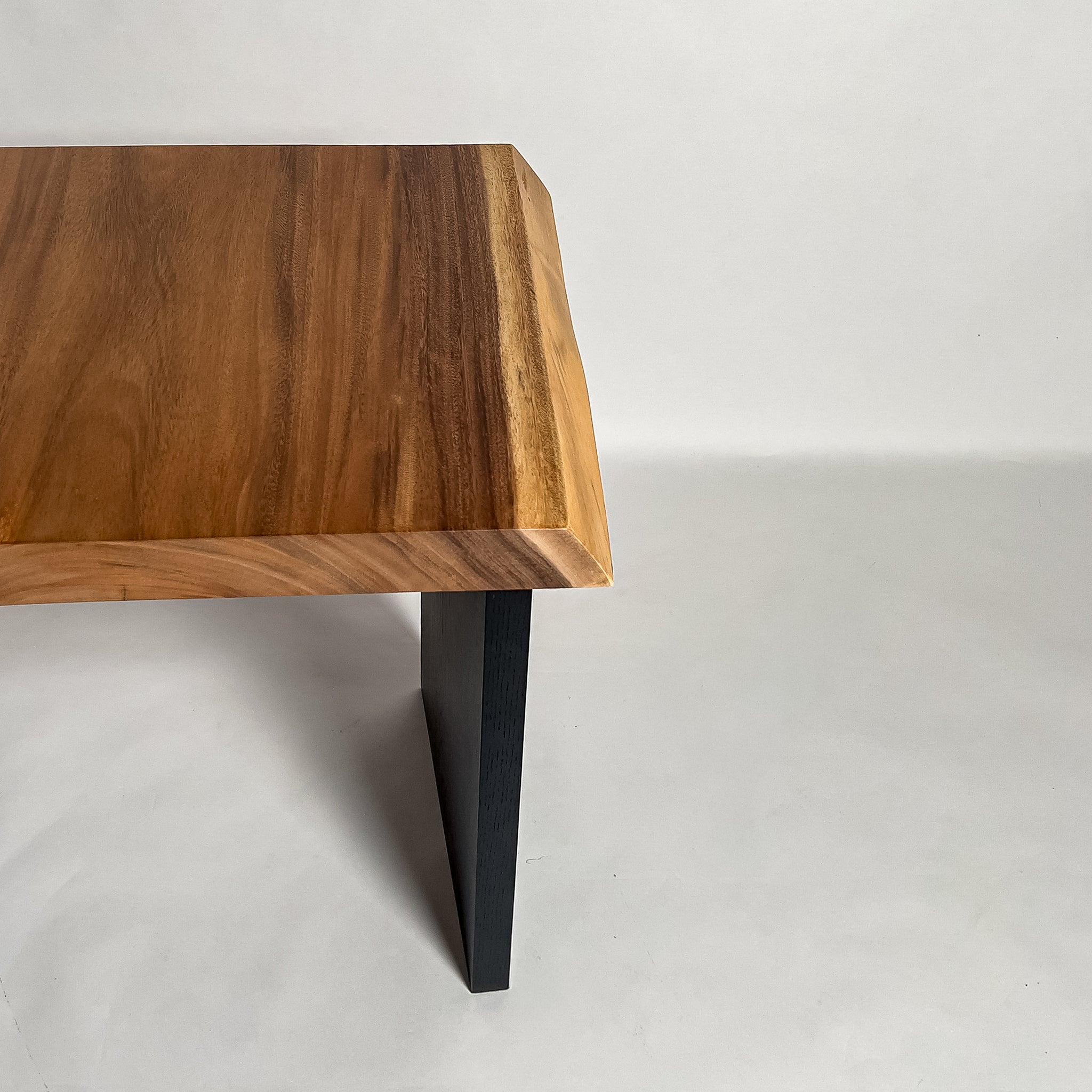 欅　カフェテーブル　ローテーブル　一枚板 一枚板テーブル 欅(けやき)｜【公式】KIDOMEIMOKU オンライン