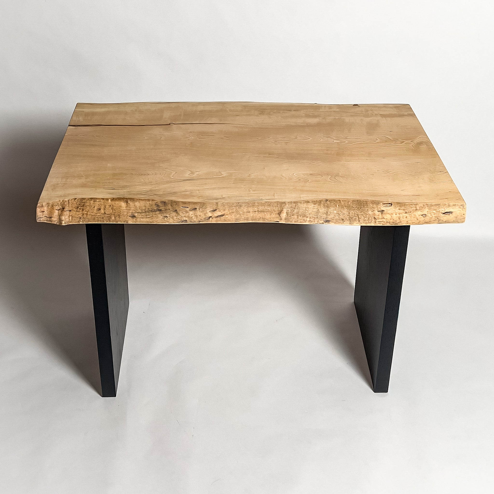 No.2101　栃（とち）/一枚板デスク