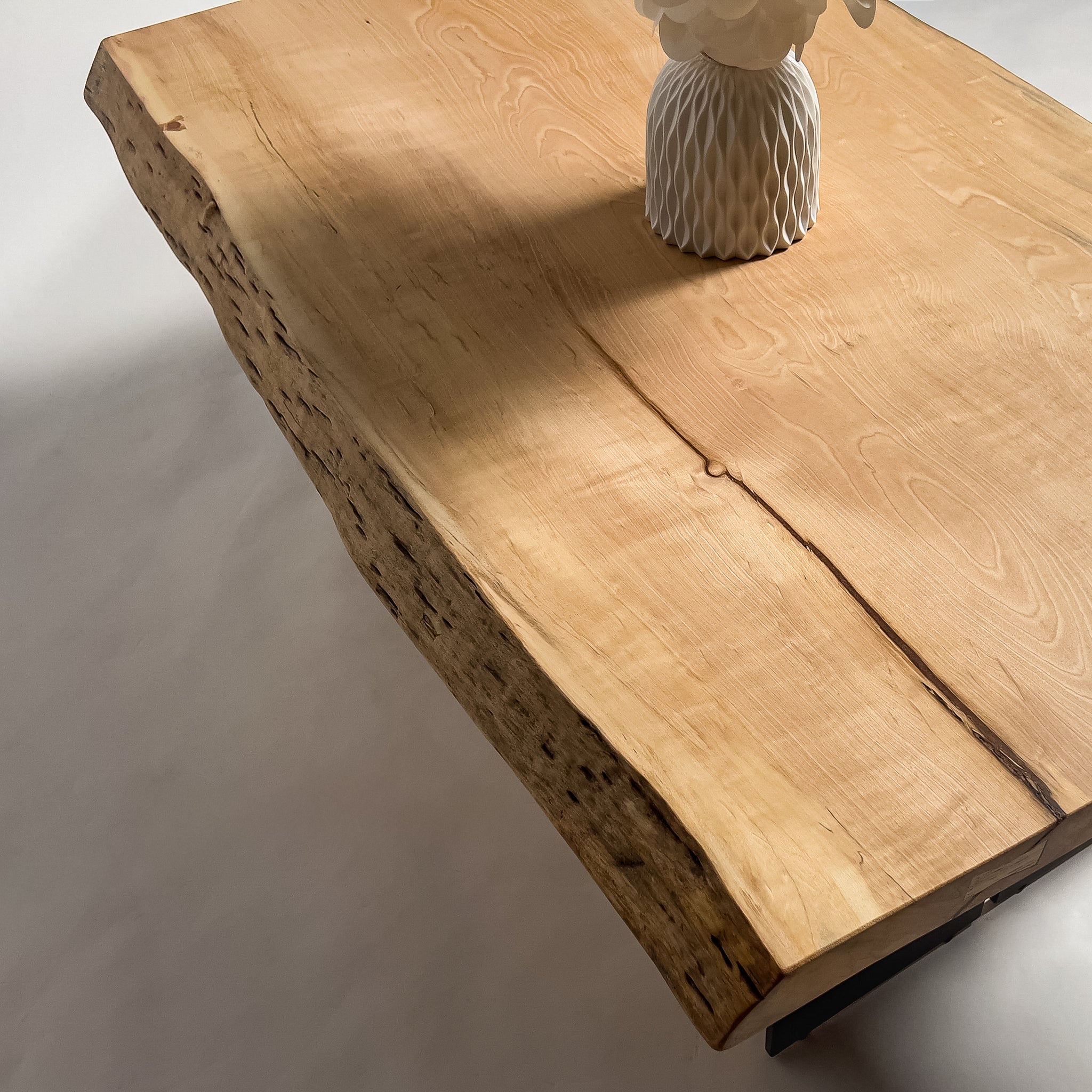 No.2101　栃（とち）/一枚板ローテーブル