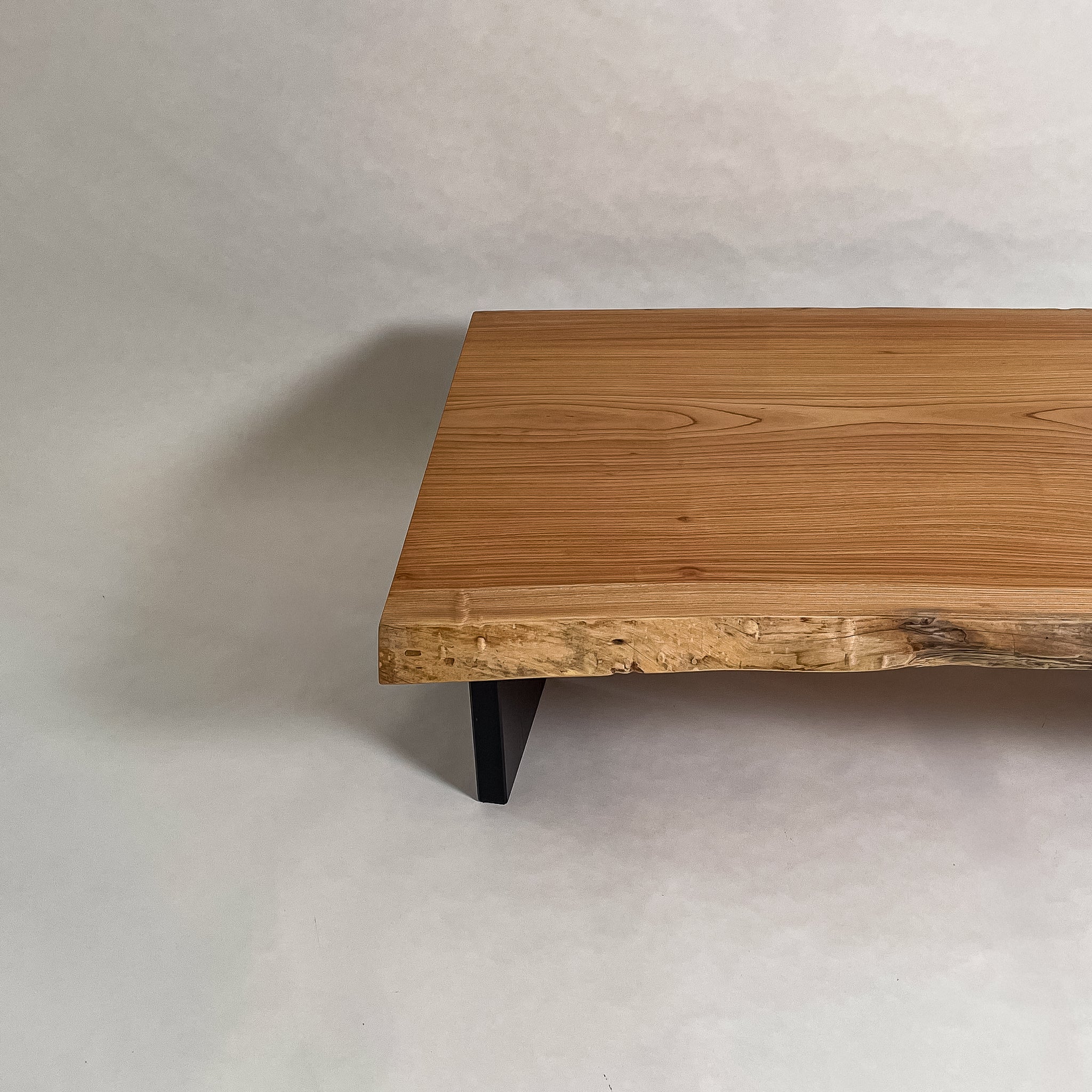 鬼童銘木】No.2060 一枚板欅（けやき）センターテーブル – KIDO