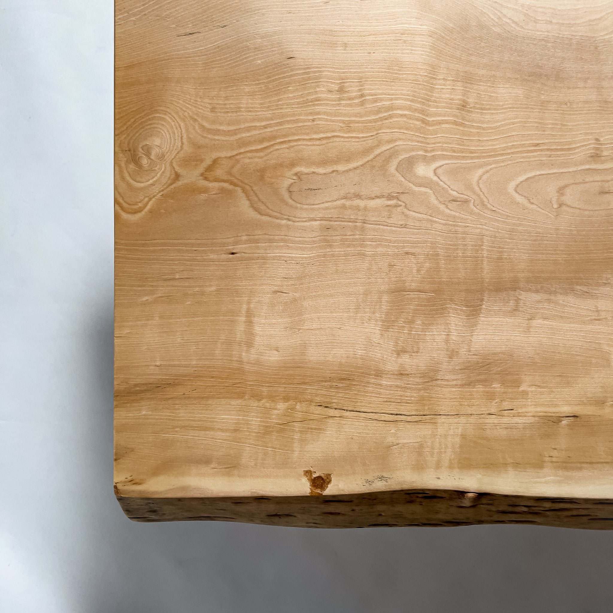 No.2101　栃（とち）/一枚板ローテーブル