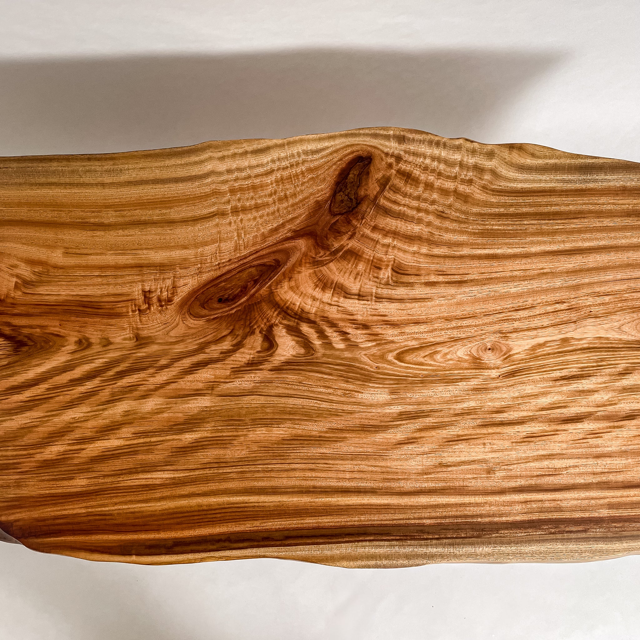 公式】KIDO MEIMOKU（鬼童銘木）｜一枚板テーブル専門店 – KIDO